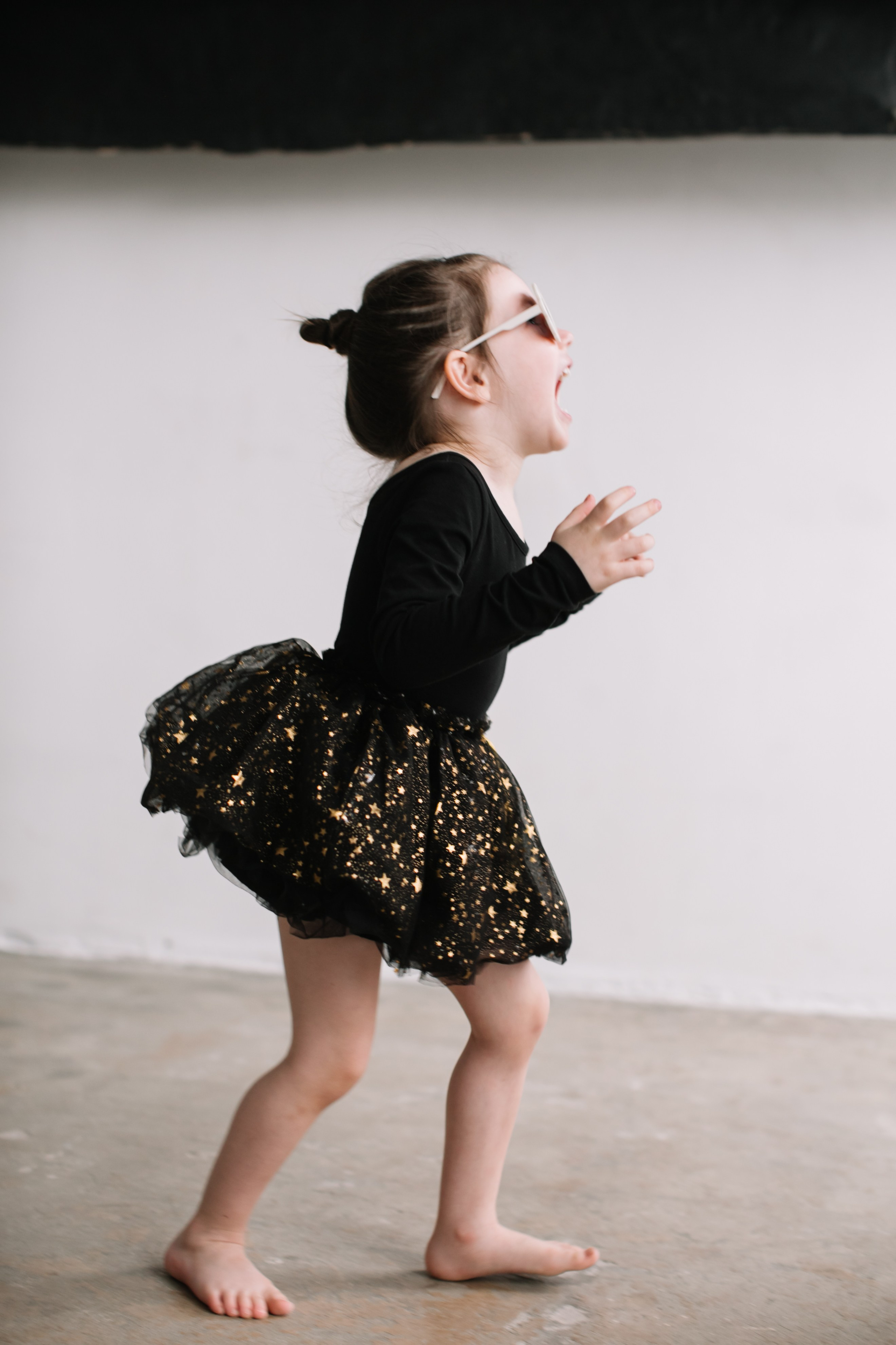 алёна малахова фотограф новосибирск семейный детский домашняя фотосессия в новосибирске день рождения репортажная съёмка фотосессия с лошадьми на конюшне деревня алтай  на природе фотосессия в детском саду мама и сын предложение руки и сердца идея  помолвка фотосессия берег закат детский день рождения годик торт аниматор лофт игровая продолжение следует prodoljenie_sleduet_  корпоратив тимбилдинг первоклашка линейка  контент  бизнес портрет оперный новат франция берет весна девушка мама и дочь мать и дитя