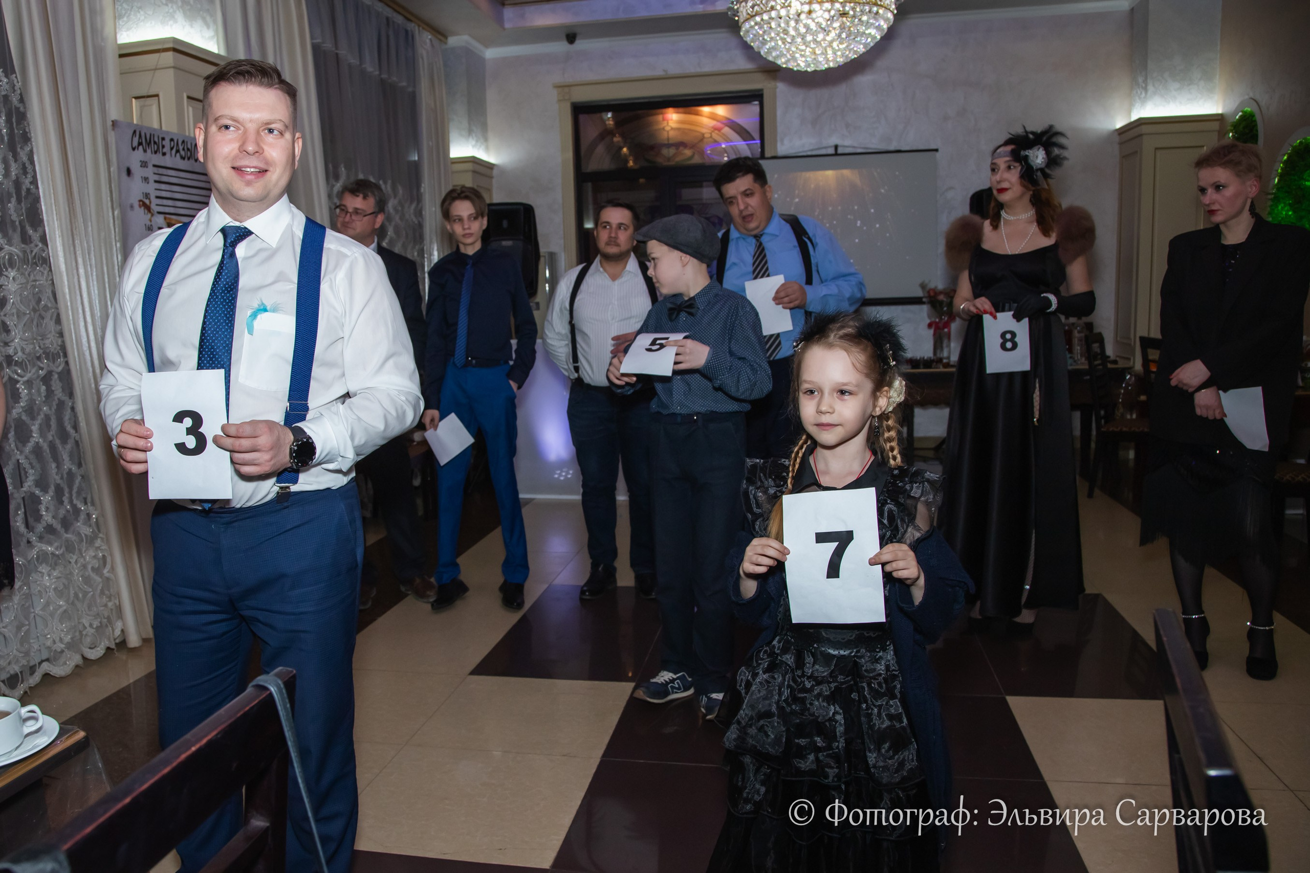 Гангстерская вечеринка в стиле 1920-х. Репортажный Фотограф