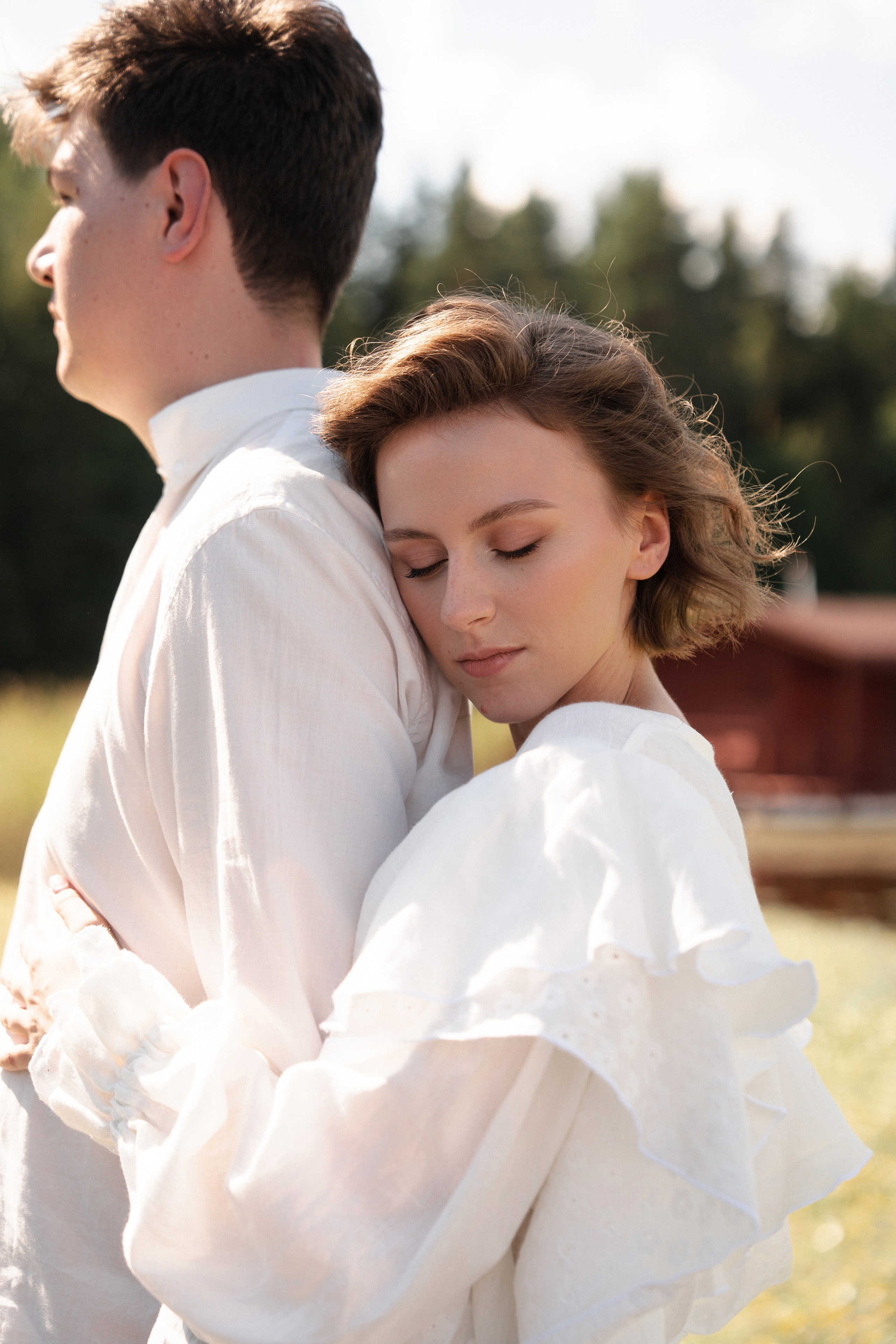 Арина & Иван. Камерная свадьба на природе в стиле в расслабленном стиле. Свадебный фотограф организатор в Санкт-Петербурге Ассоль Опарина