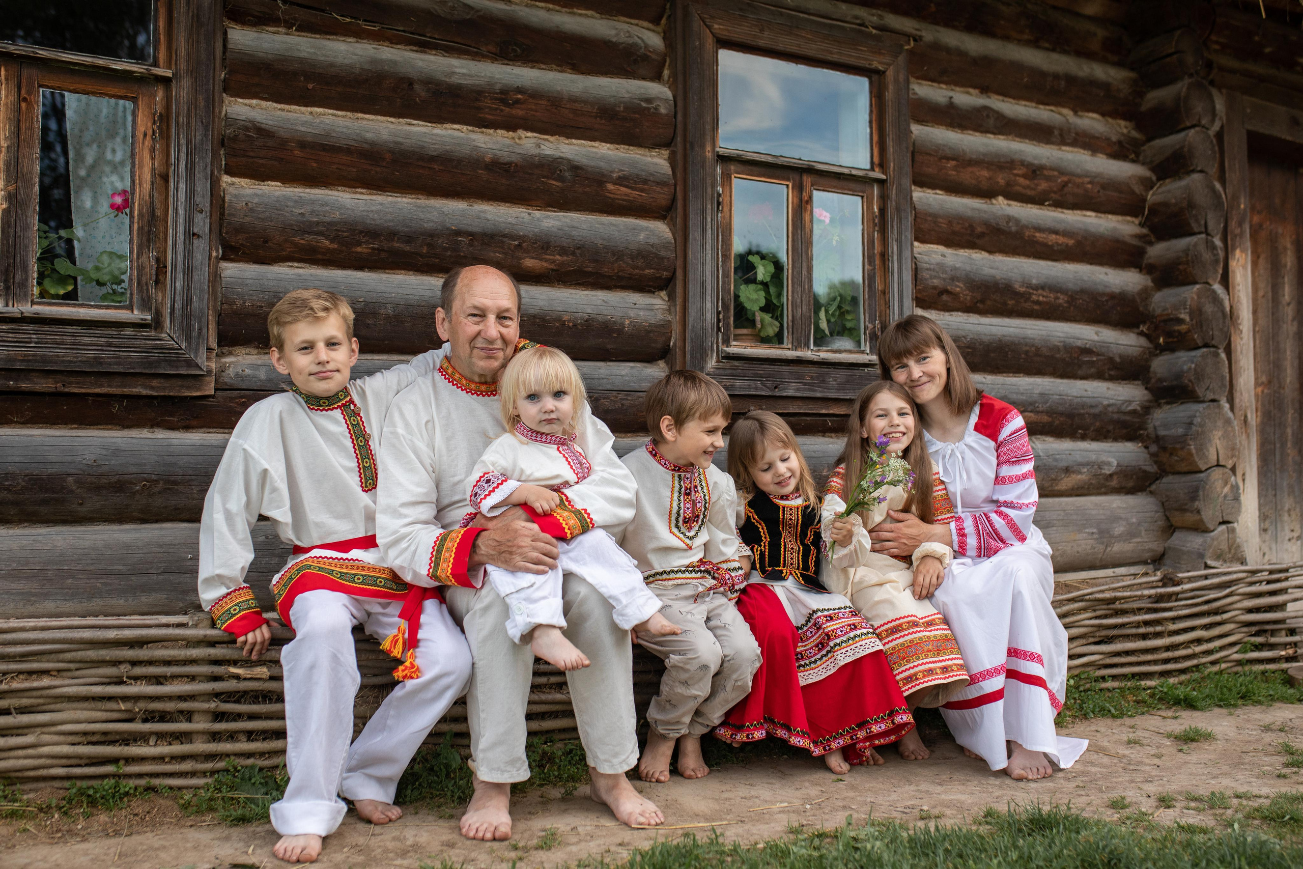 Татьяна с семьей. Женский семейный фотограф Тула Москва Захарова Анна