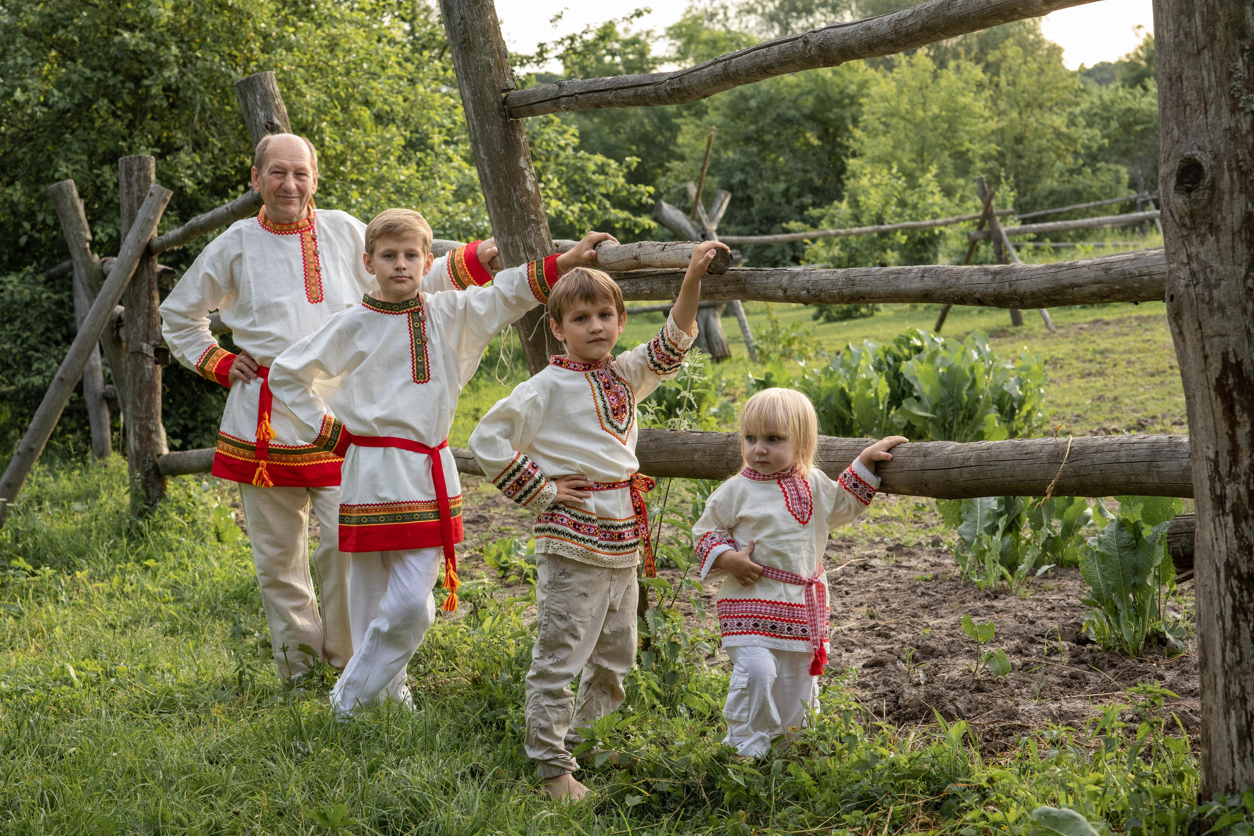 Татьяна с семьей. Женский семейный фотограф Тула Москва Захарова Анна