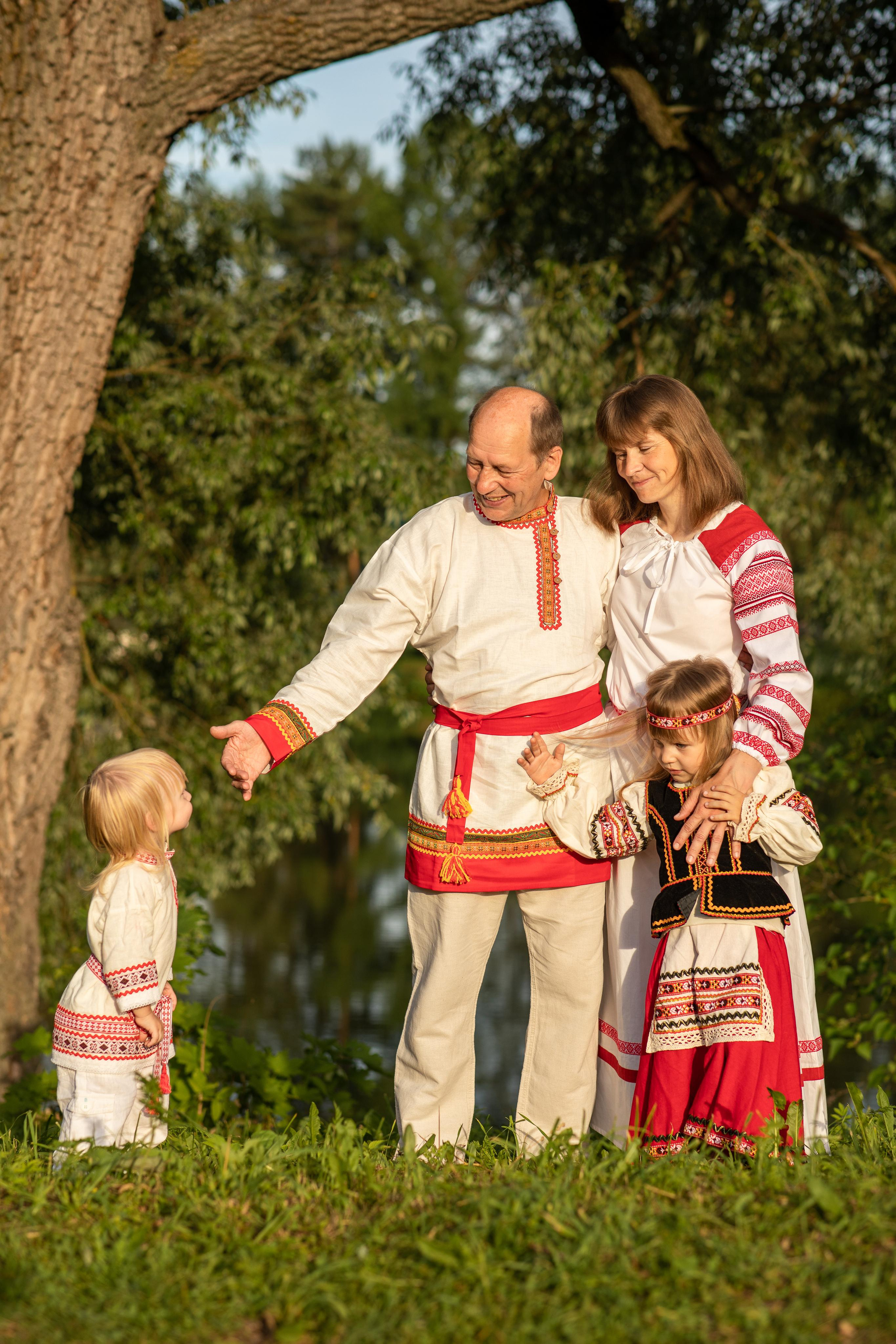 Татьяна с семьей. Женский семейный фотограф Тула Москва Захарова Анна