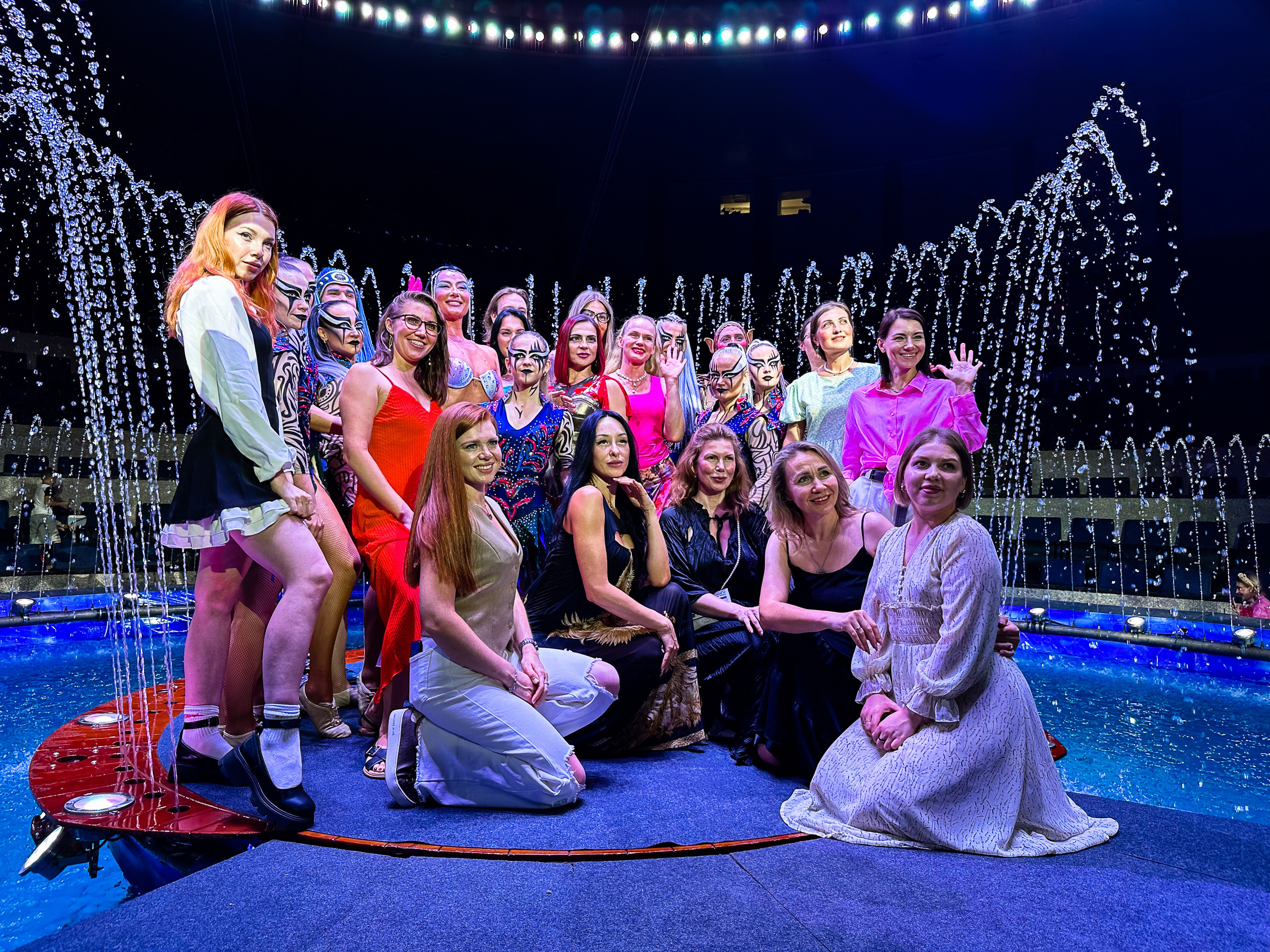 Цирковой мюзикл на воде ОДИССЕЯ. Фотографы для фотосессий в Новосибирске