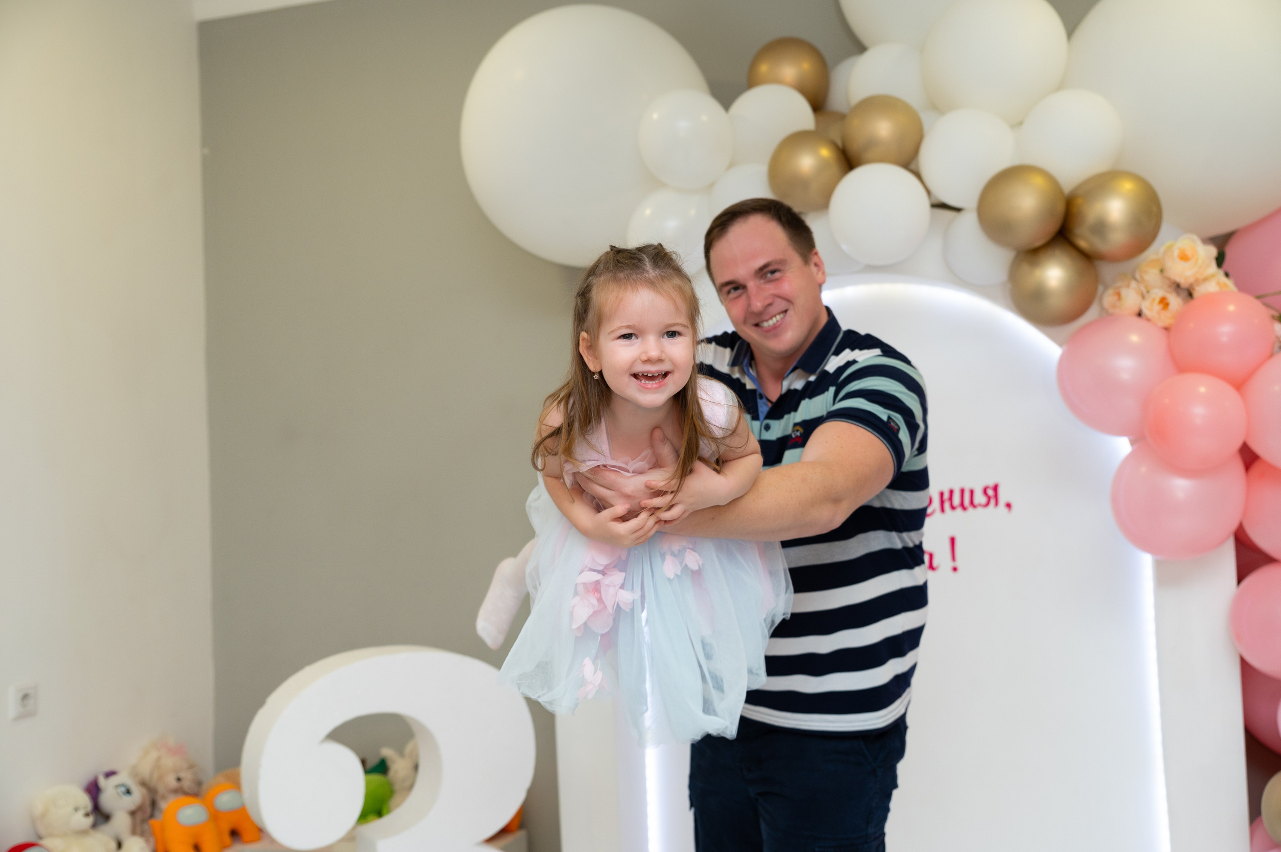 Детские праздники, дни рождения. Я Ольга Казанцева, фотографирую снимаю ваши киноистории и печатаю фото и цифровые портреты на холсте