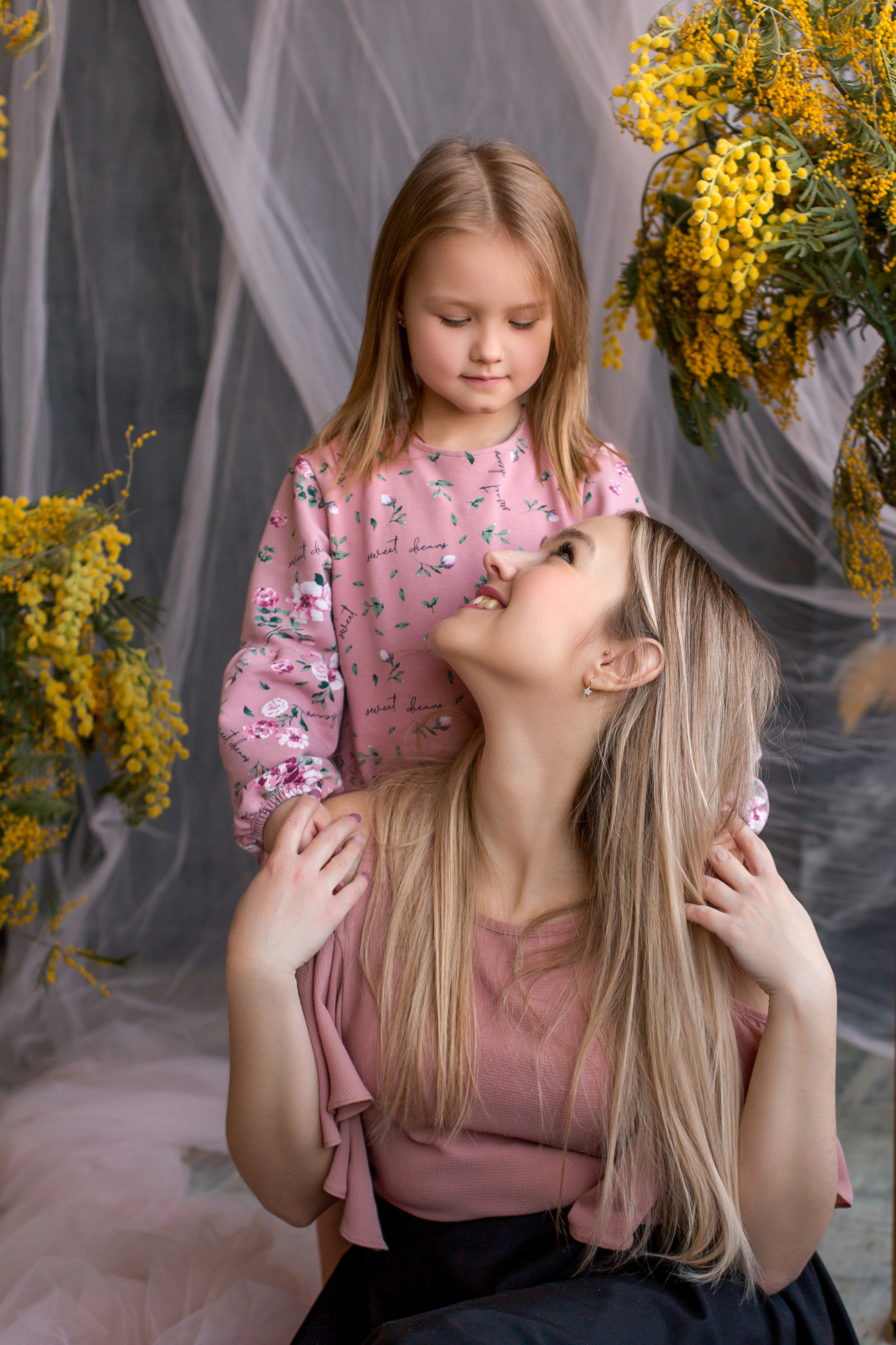 Оля и Алиса. Tonya.photo. Фотограф, рилсмейкер