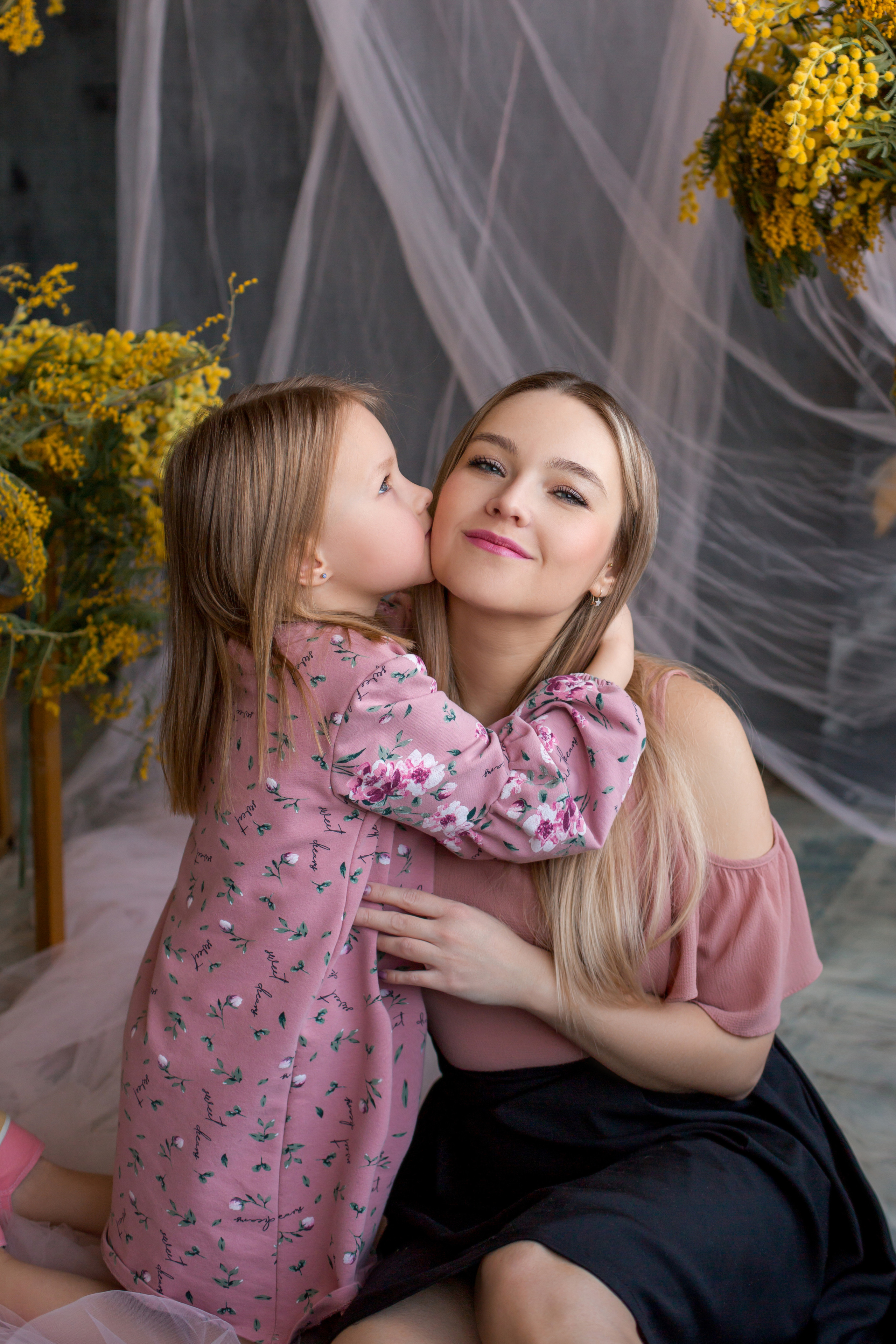 Оля и Алиса. Tonya.photo. Фотограф, рилсмейкер