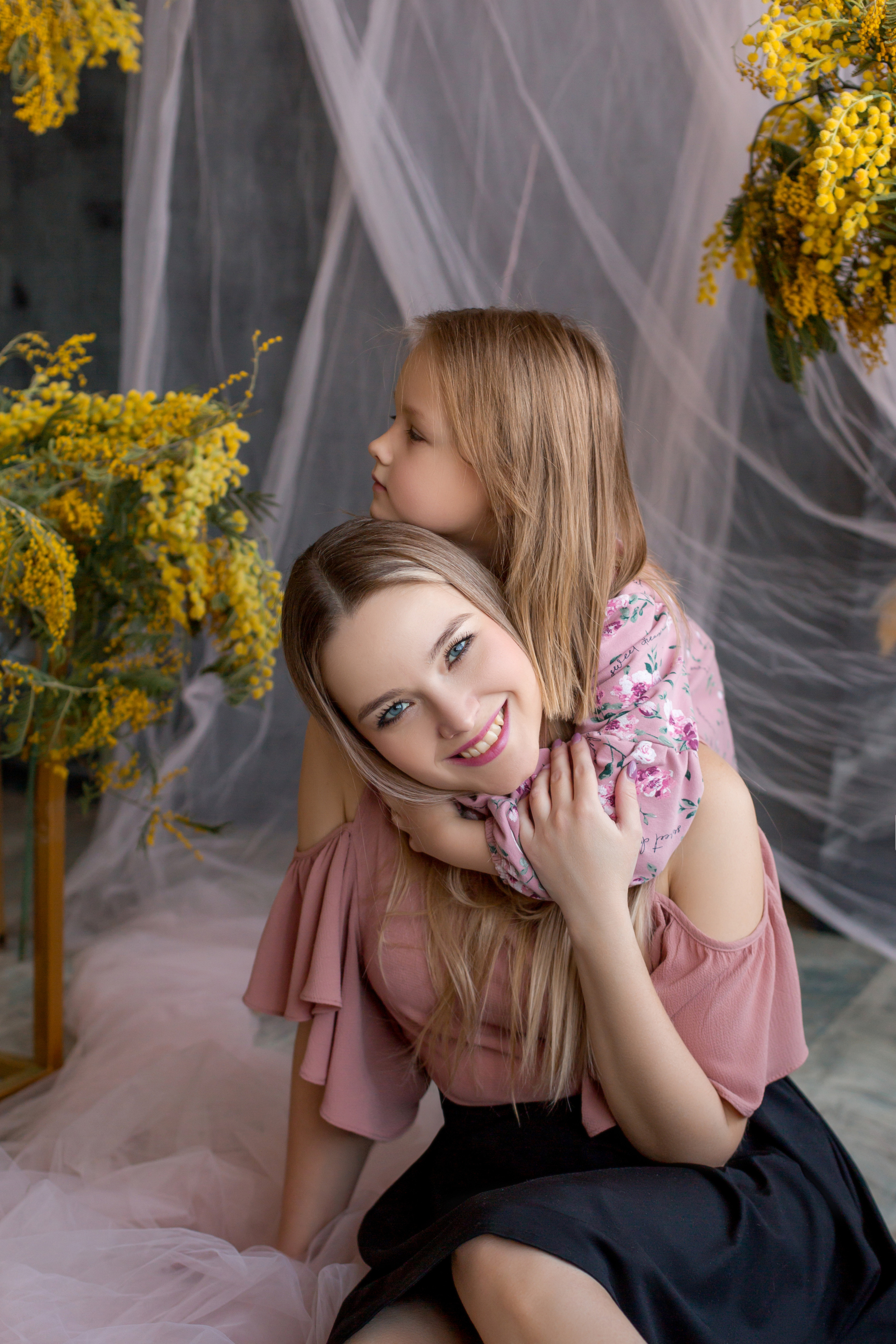 Оля и Алиса. Tonya.photo. Фотограф, рилсмейкер