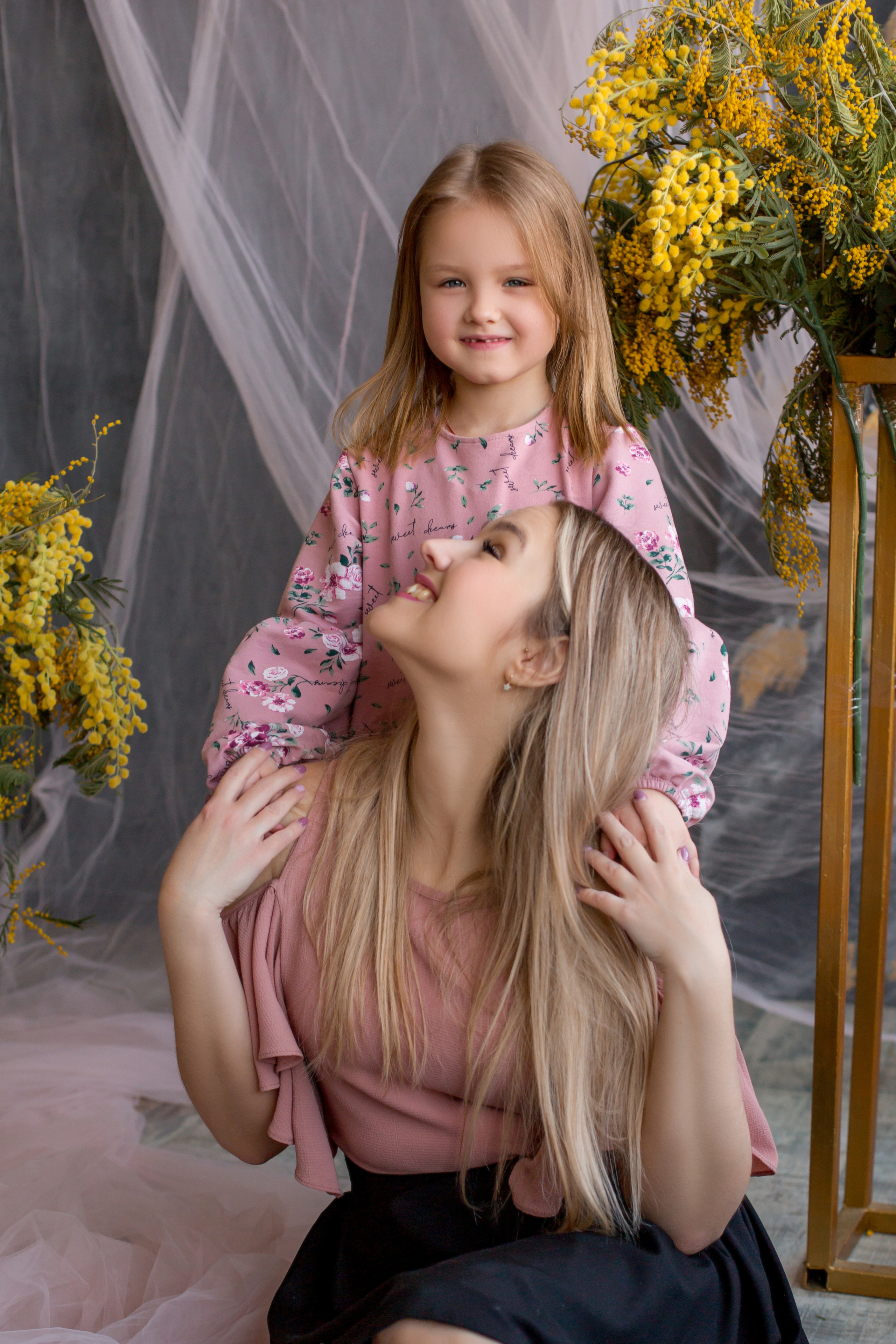 Оля и Алиса. Tonya.photo. Фотограф, рилсмейкер