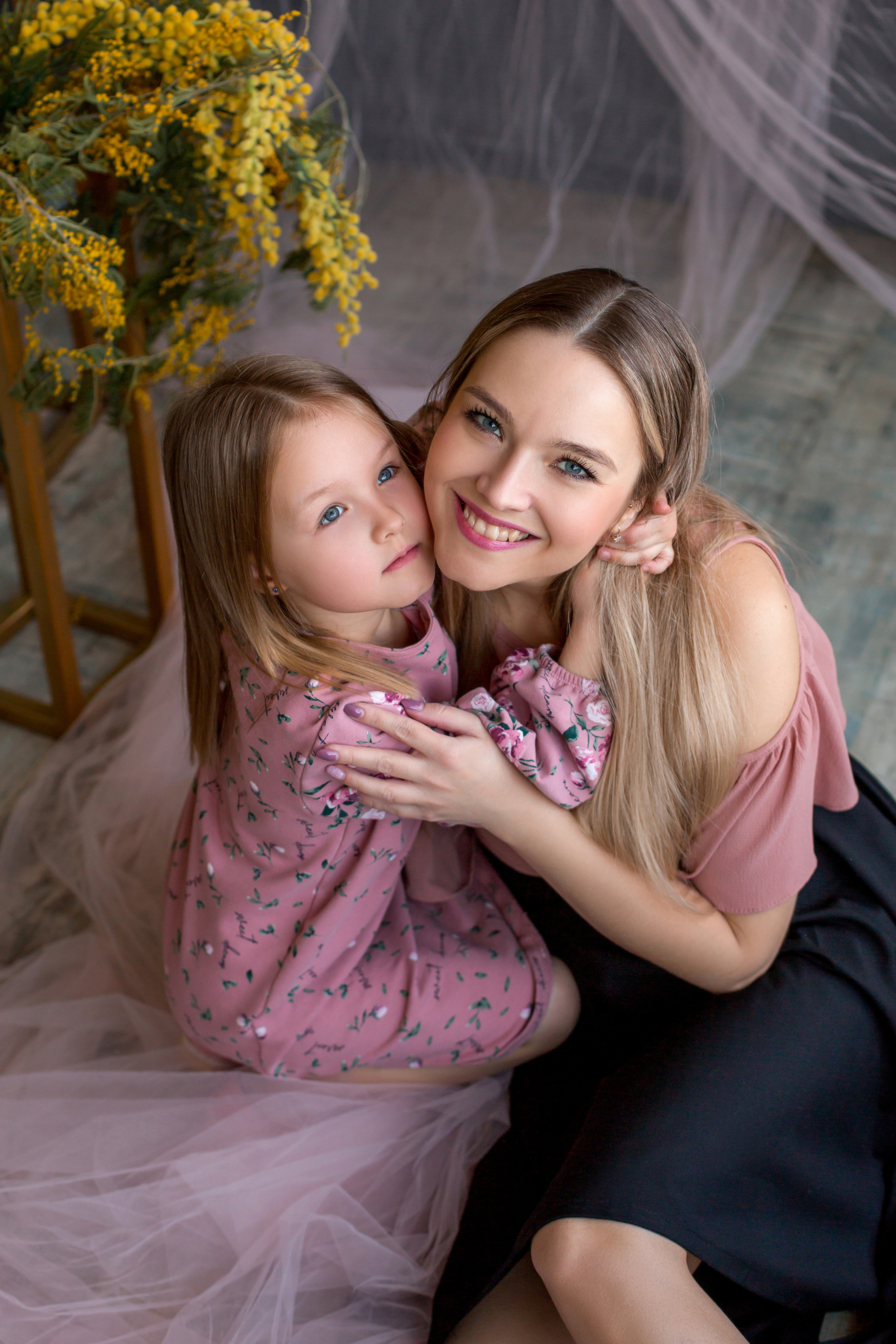 Оля и Алиса. Tonya.photo. Фотограф, рилсмейкер