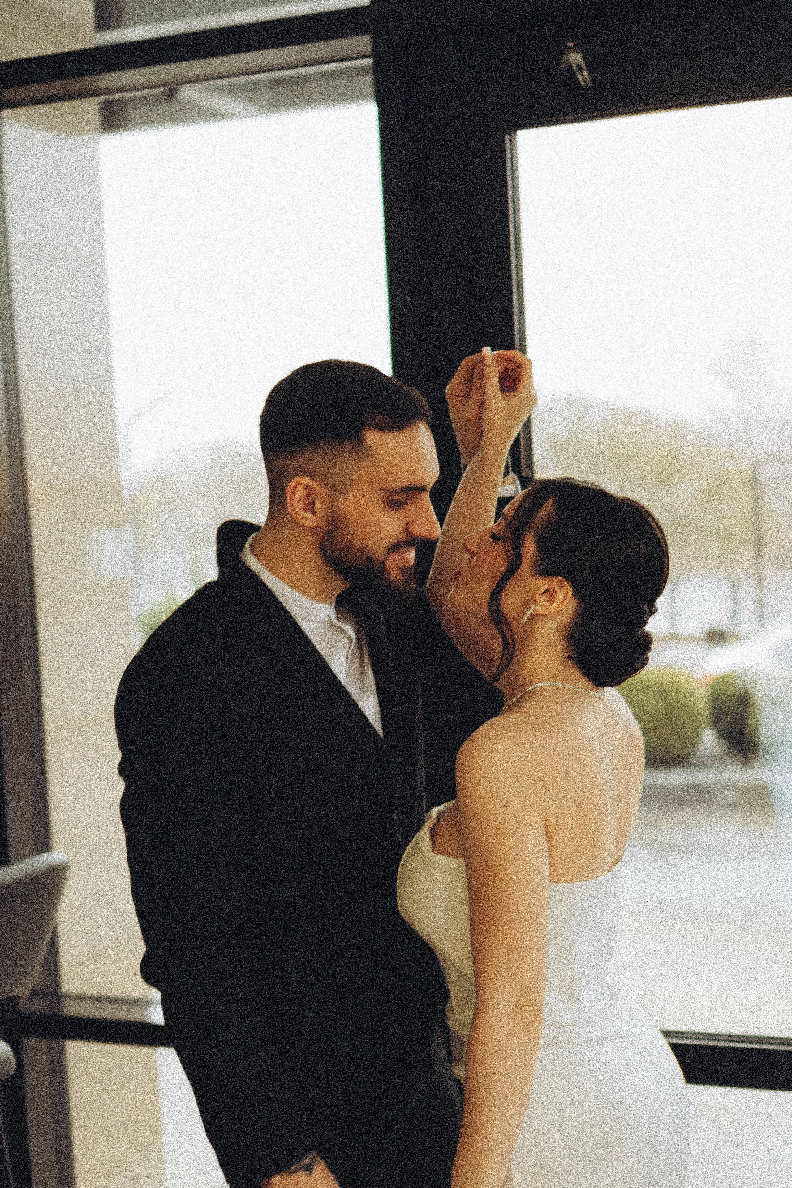 СВАДЕБНАЯ СЬЕМКА СБОРОВ ЖЕНИХА И НЕВЕСТЫ В ОТЕЛЕ И ТАКЖЕ ФОТОСЕССИИЯ В ОТЕЛЕЕ МЕГАПОЛИС БРЯНСК. Профессиональный фотограф, Санкт-Петербург — Виктория Богомолова