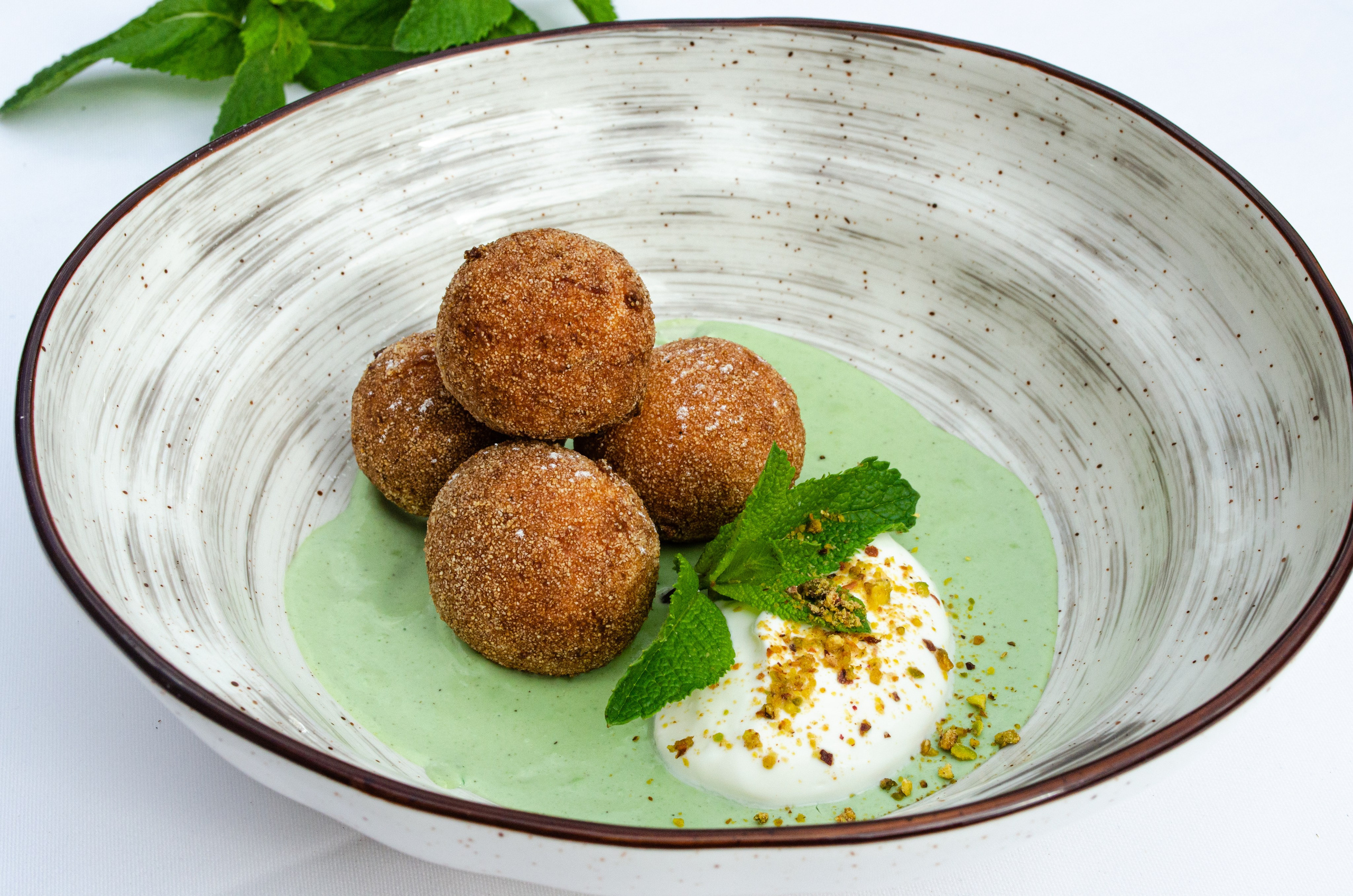 Роза Хутор Modys ресторан. Фотограф