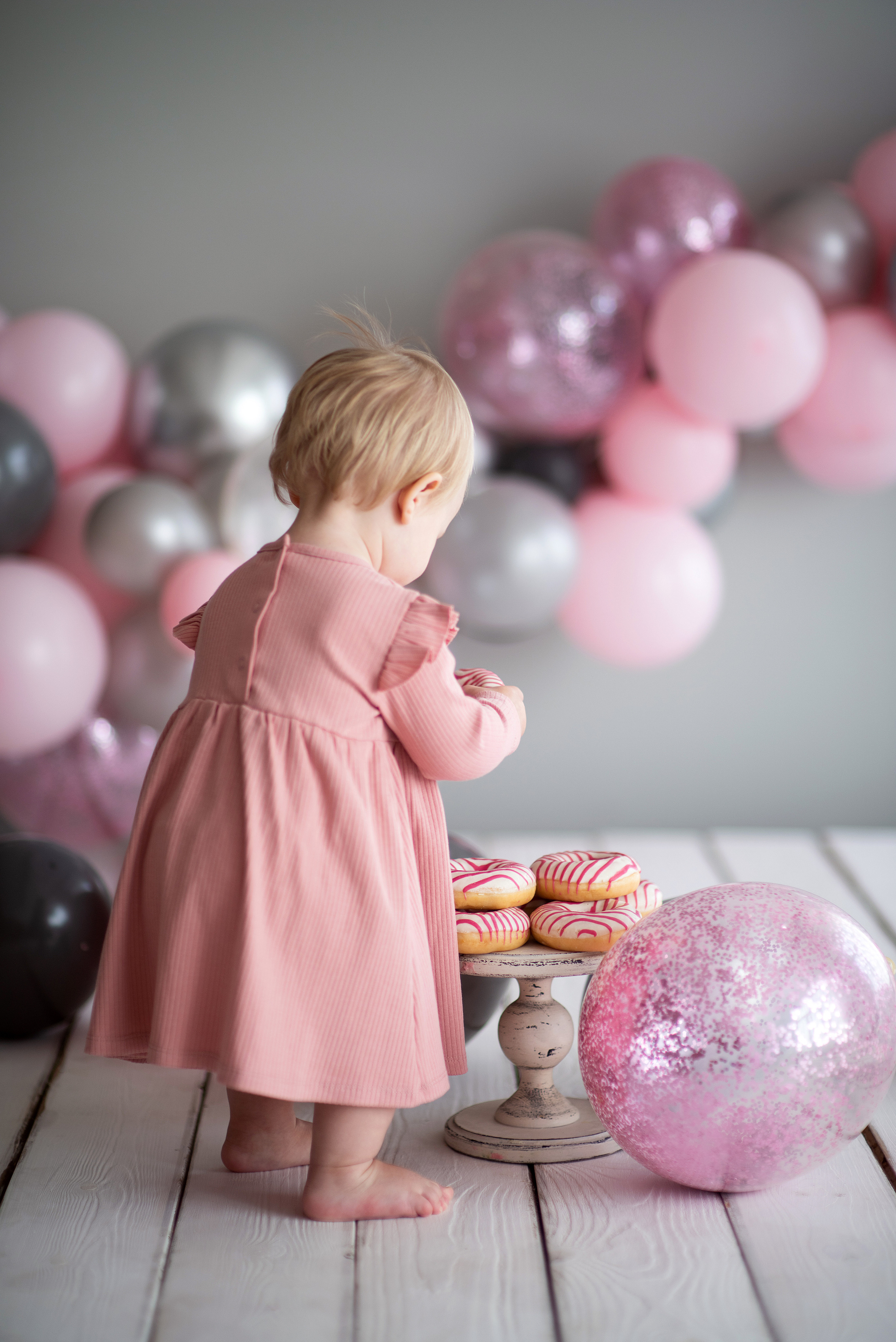 Торт для Миланы. Фотограф новорожденных Тверь Детский фотограф Тверь