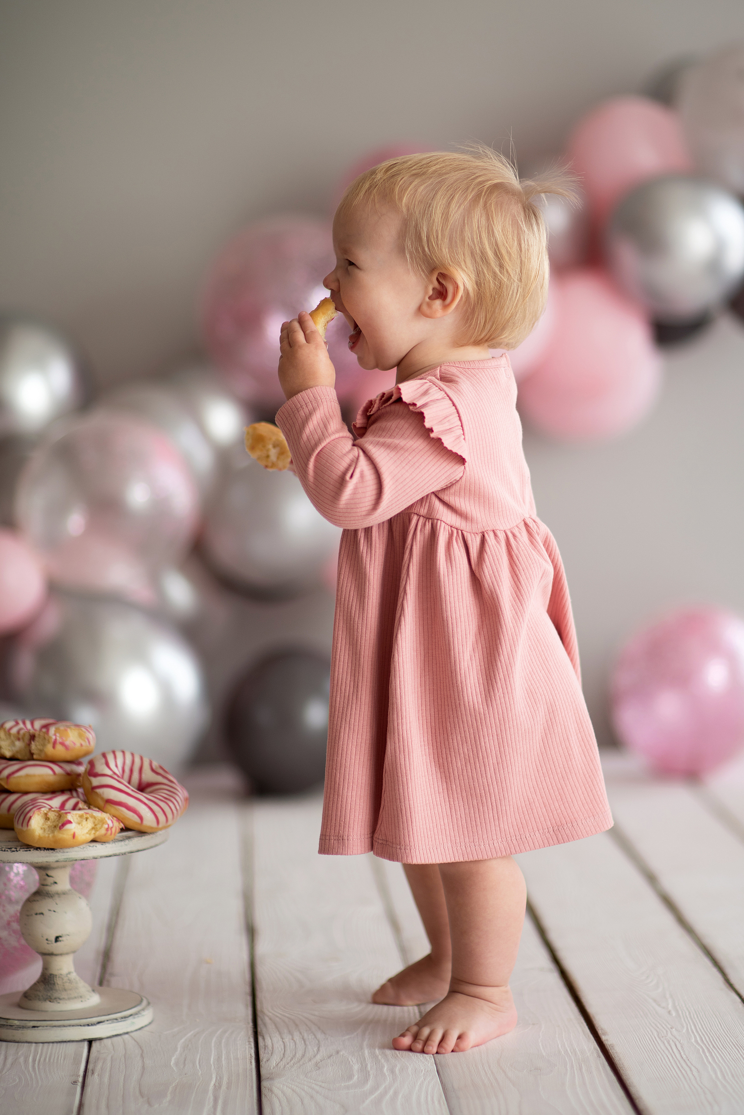 Торт для Миланы. Фотограф новорожденных Тверь Детский фотограф Тверь