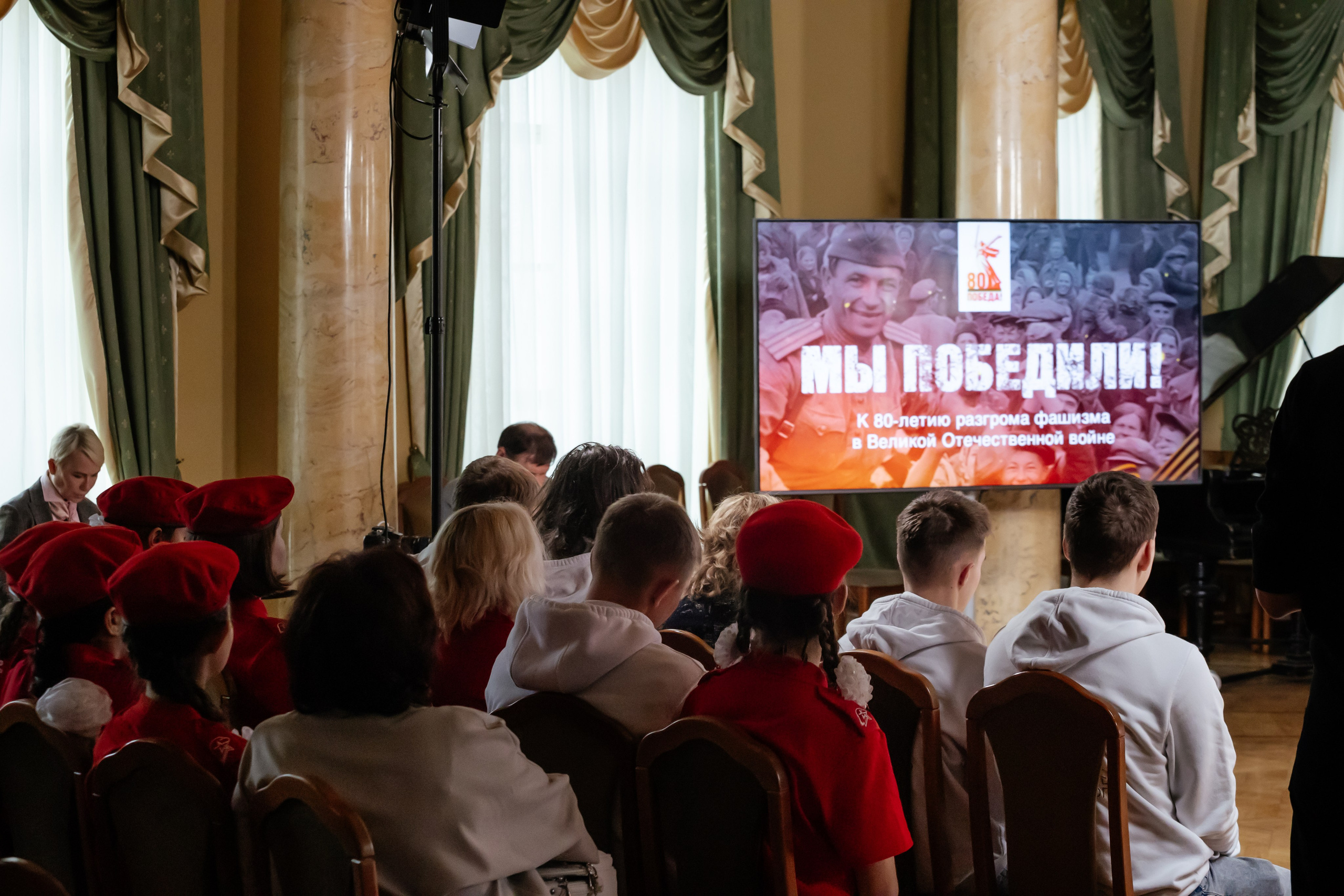 Аргументы и Факты. Леся Гаранина. Семейный фотограф/видеограф Москва и область