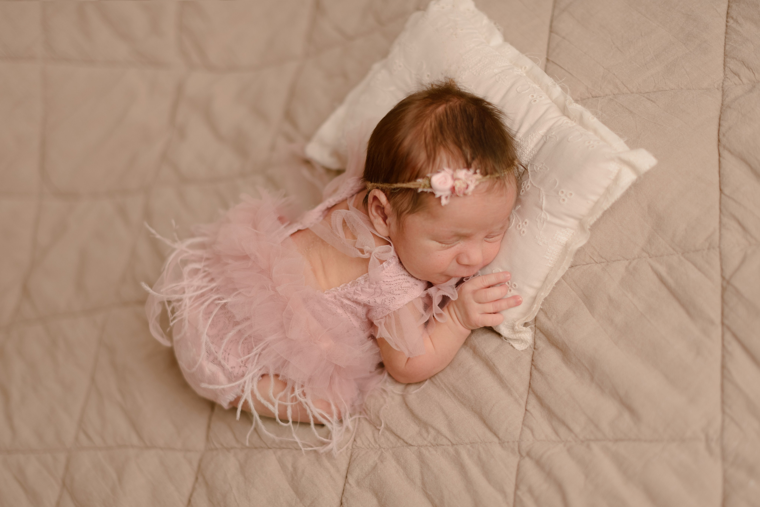 Съемка новорождённого. Фотограф новорожденных в Ростове-на-Дону