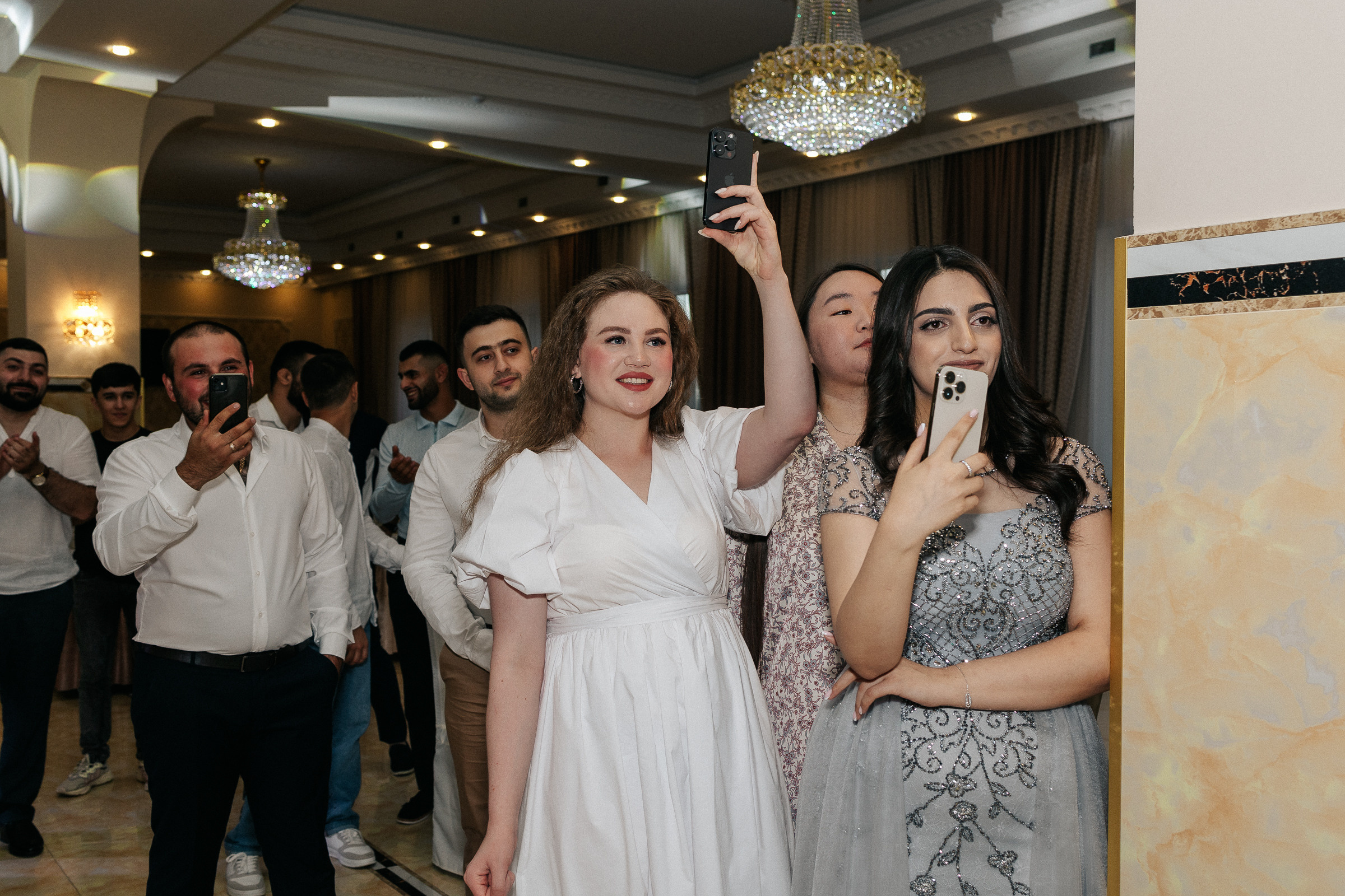 Помолвка Владимира и Лусине. Свадебный и семейный фотограф в Красноярске Анастасия Турчанова