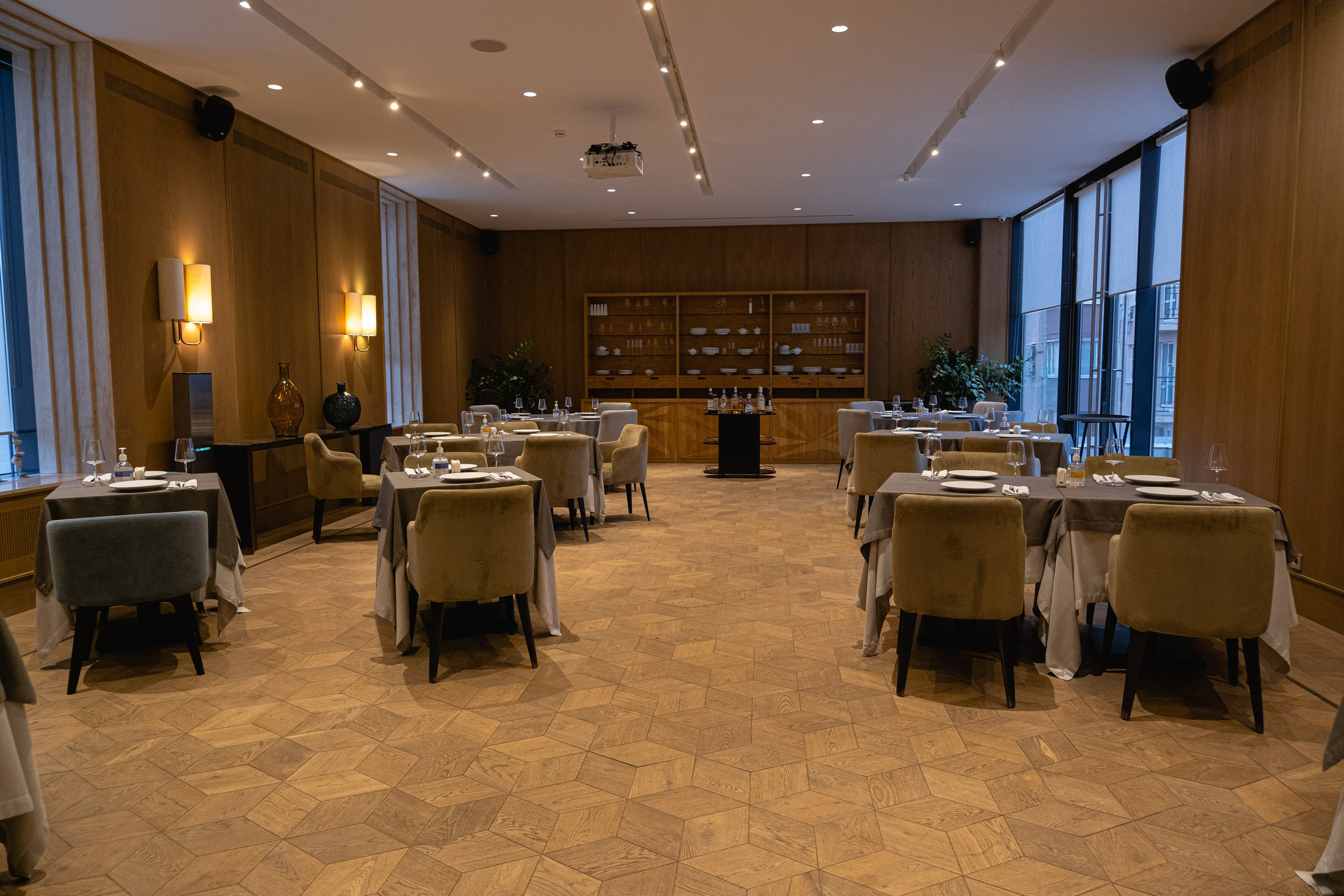 The Atelier. Главная