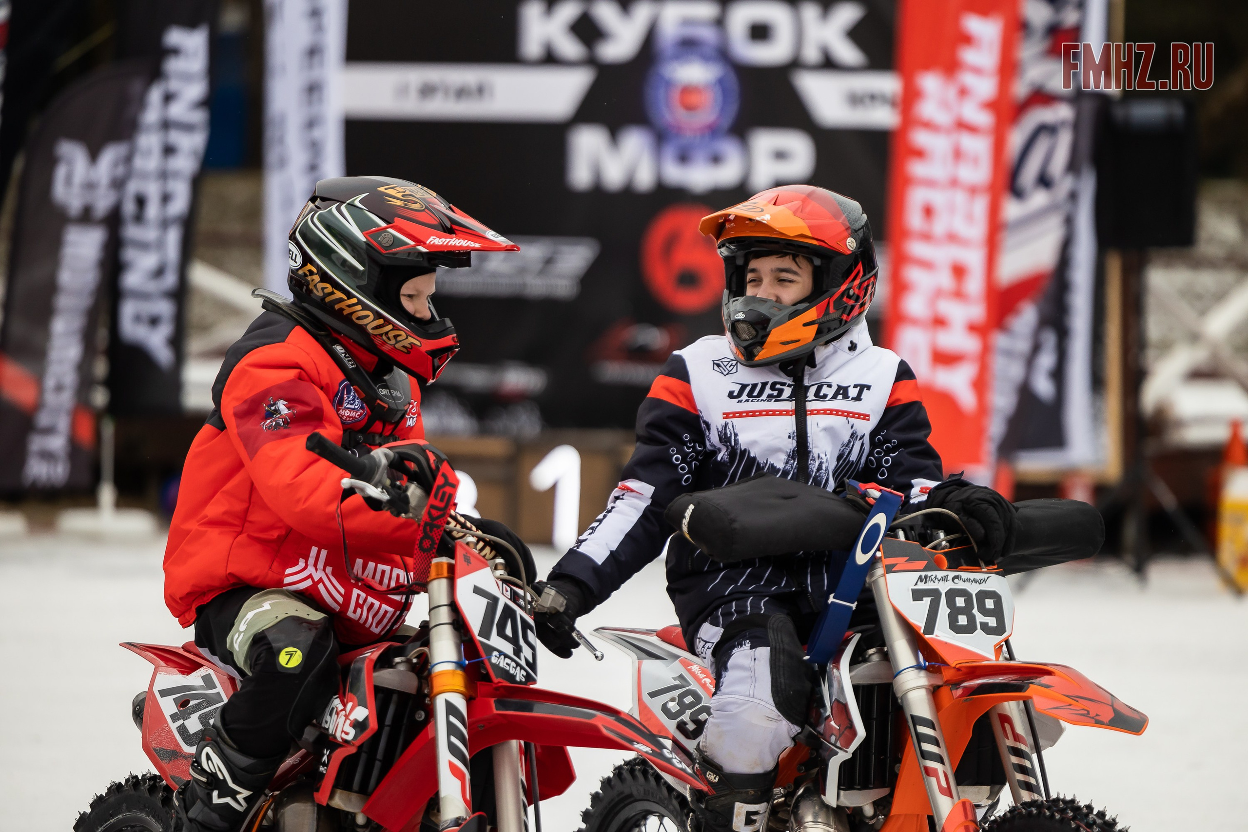 Первый этап Кубка МФР по мотокроссу на льду Большого Крылатского пруда в Москве. 8 февраля 2025 г. Фотограф Владимир Охрименко