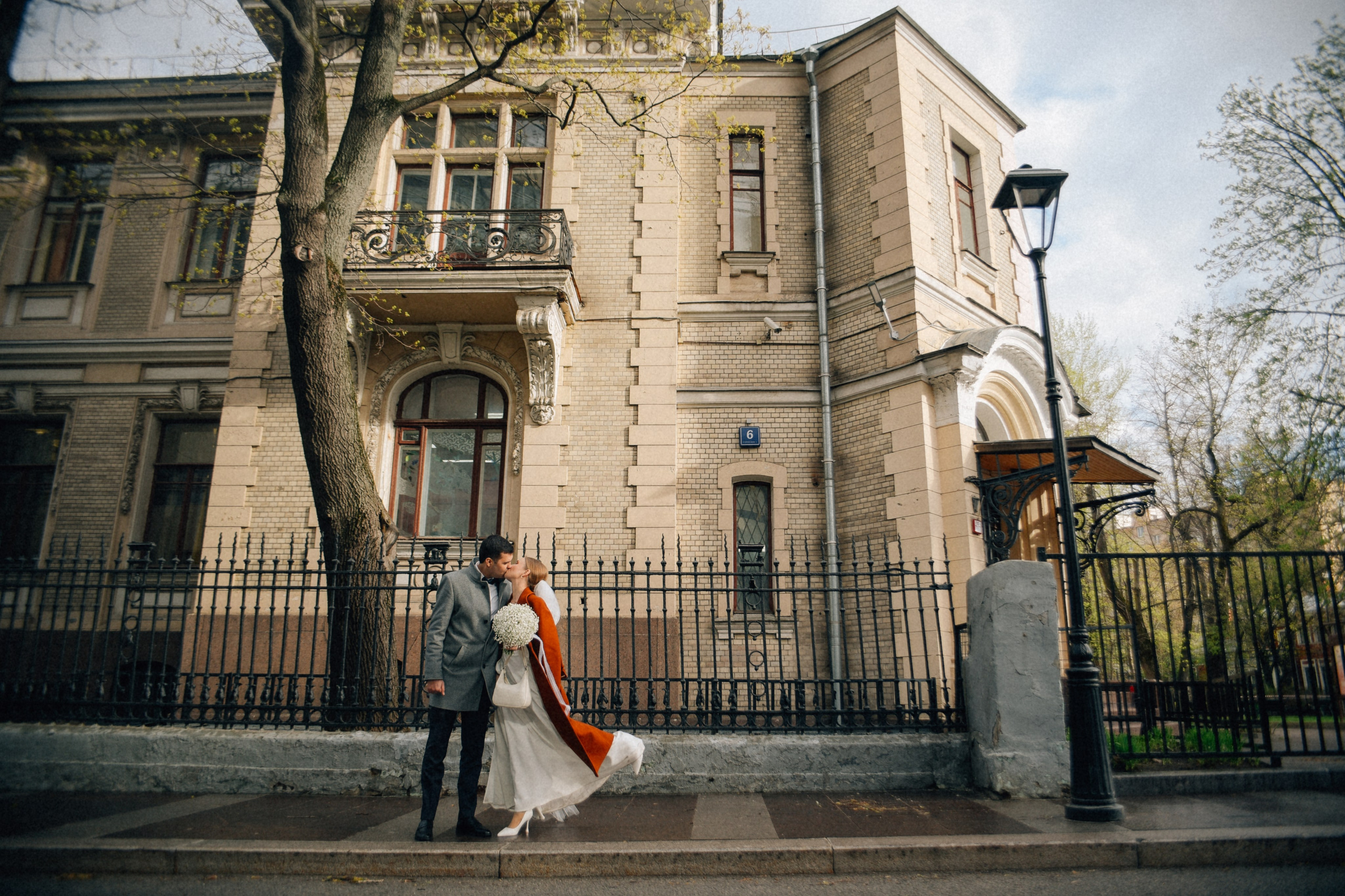 Ветреный день у Грибоедовского. Фотограф Лола Волна, город Москва