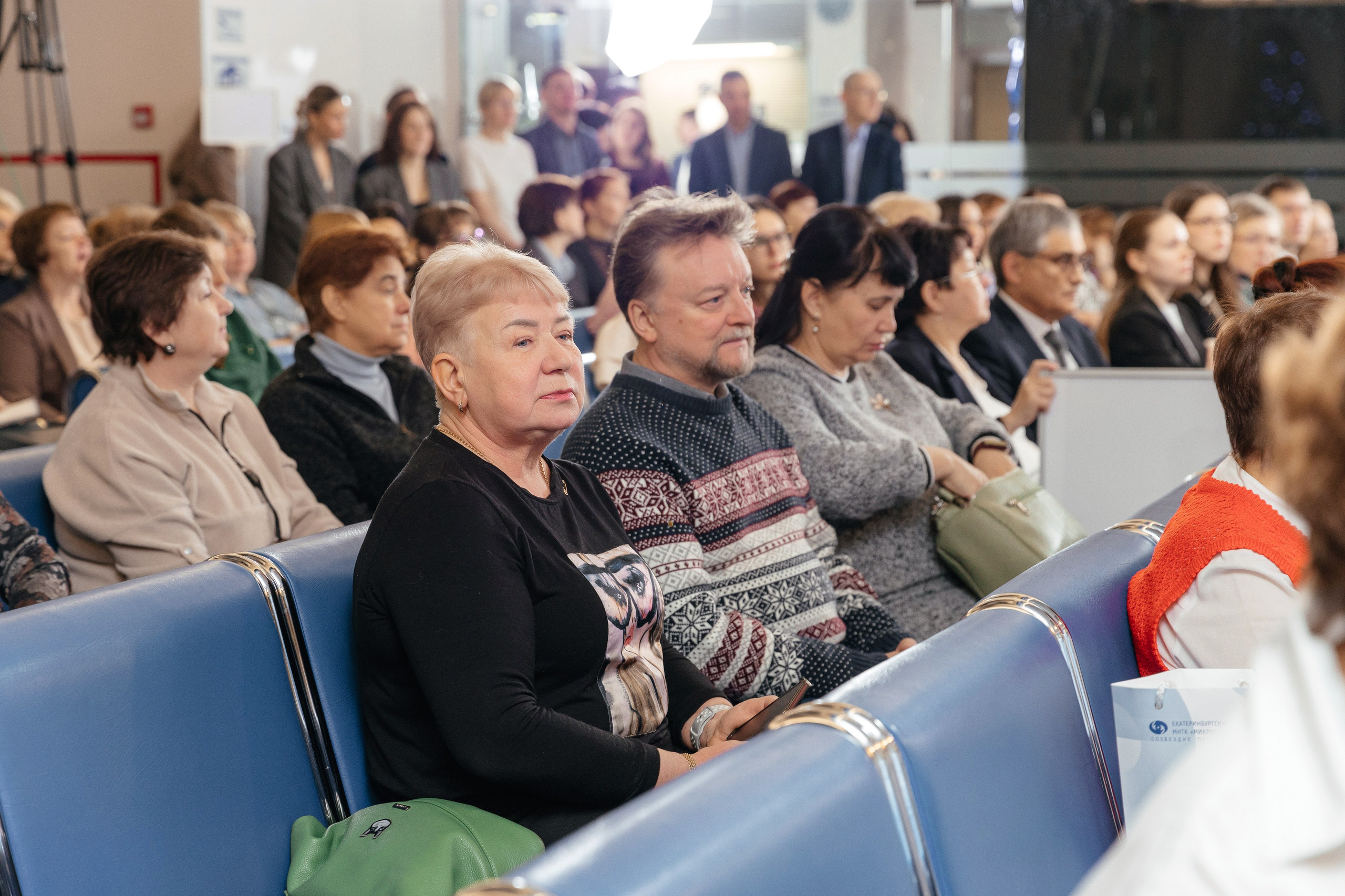 Научно-практическая конференция офтальмологов. Фотограф для бизнеса Константин Брусницын в Екатеринбурге