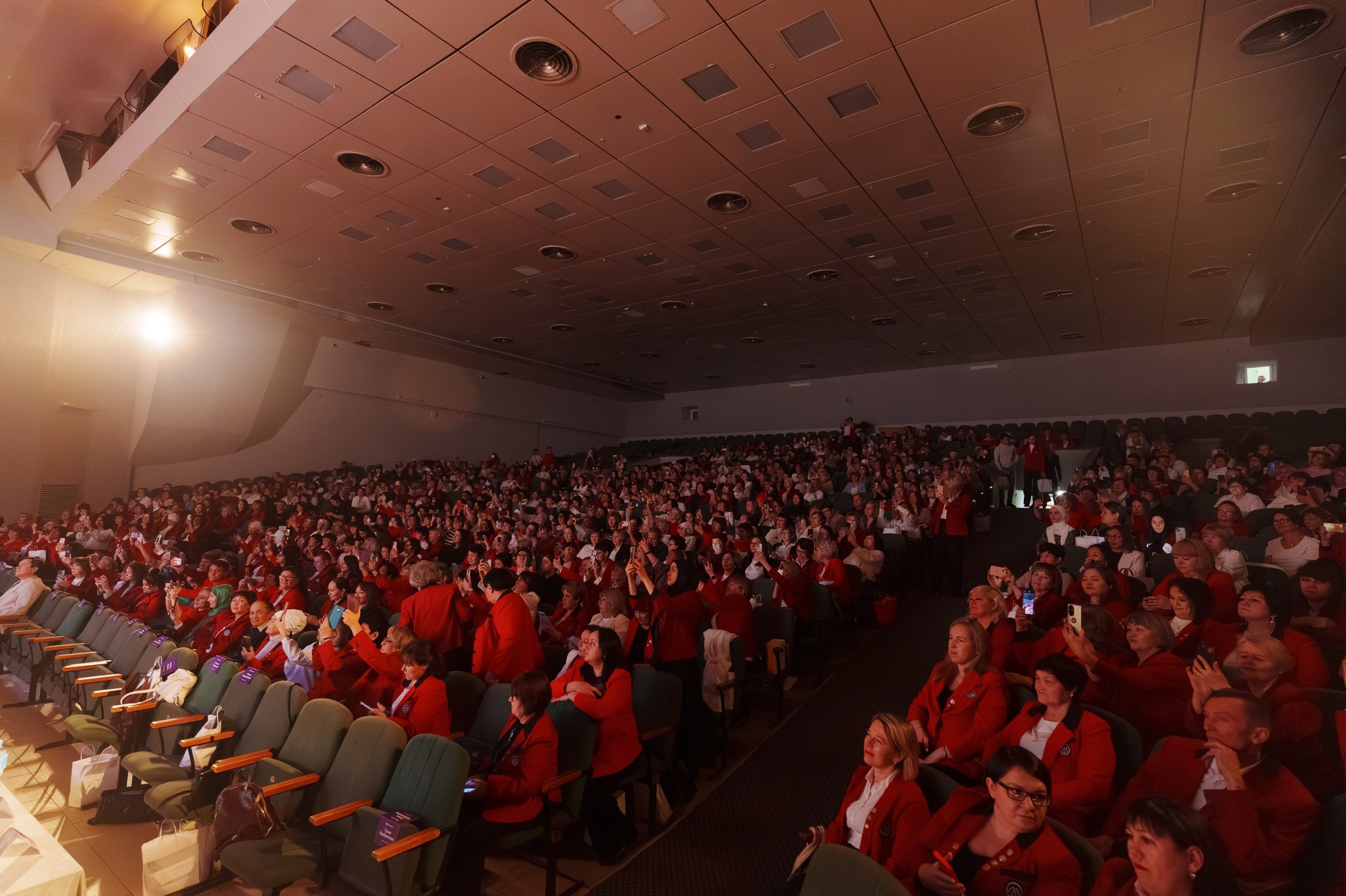 Фотосъёмка конференции M International в ДК «Юбилейный»