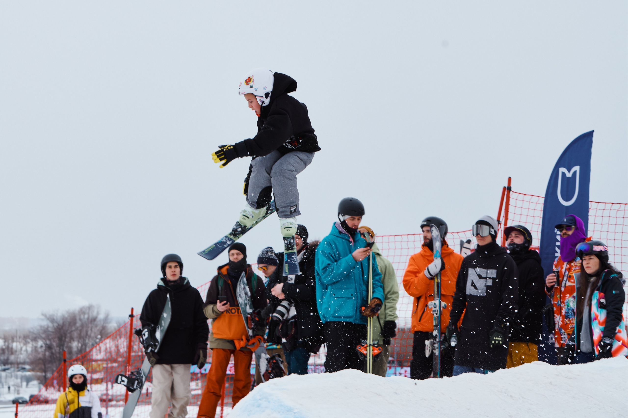 Крутой спуск _Кремль. Коммерческий фотограф в Казани Ксения Добролюбова