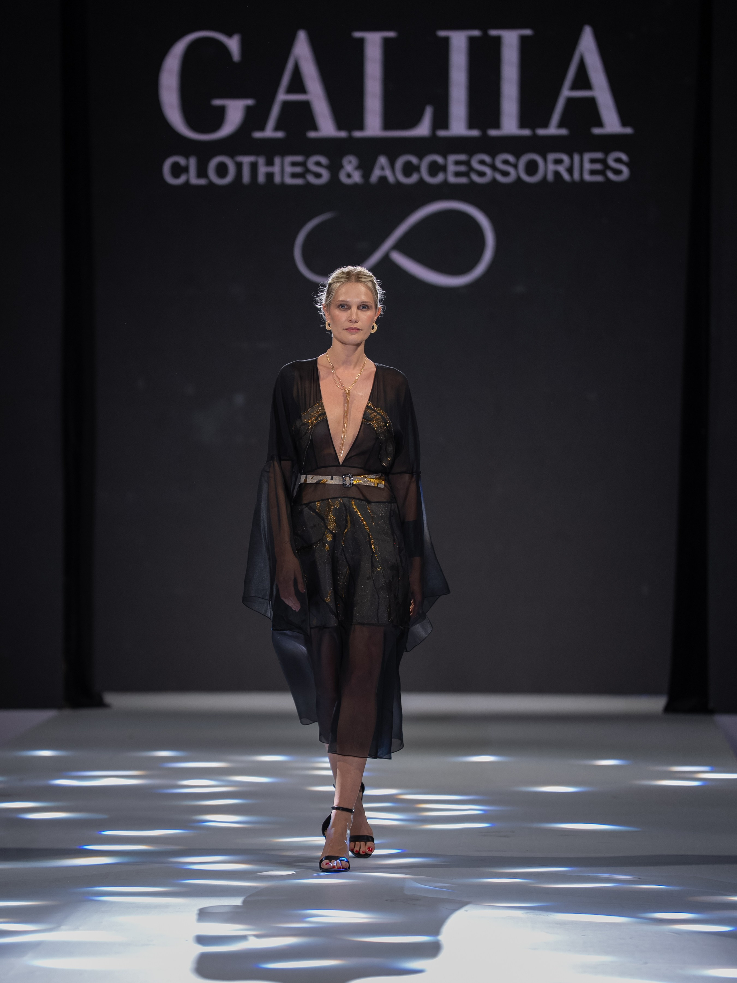 EURASIAN FASHION WEEK Galia. Сайт Алматинского НЮ АРТ, будуар и фэшн фотографа Дениса Карпенко