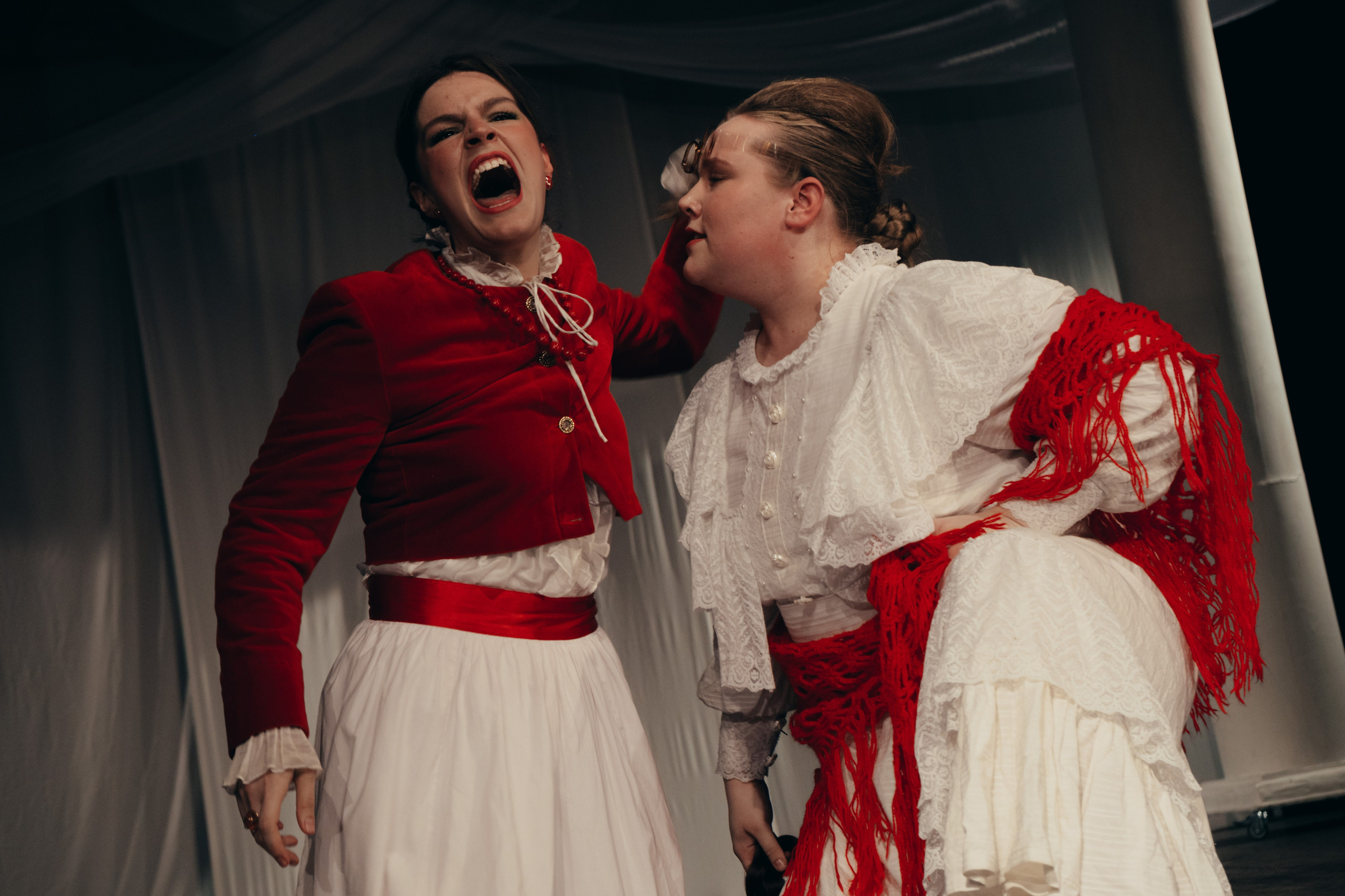 «Беда от нежного сердца», ГИТИС. Фотограф в Москве Лиза Архипова