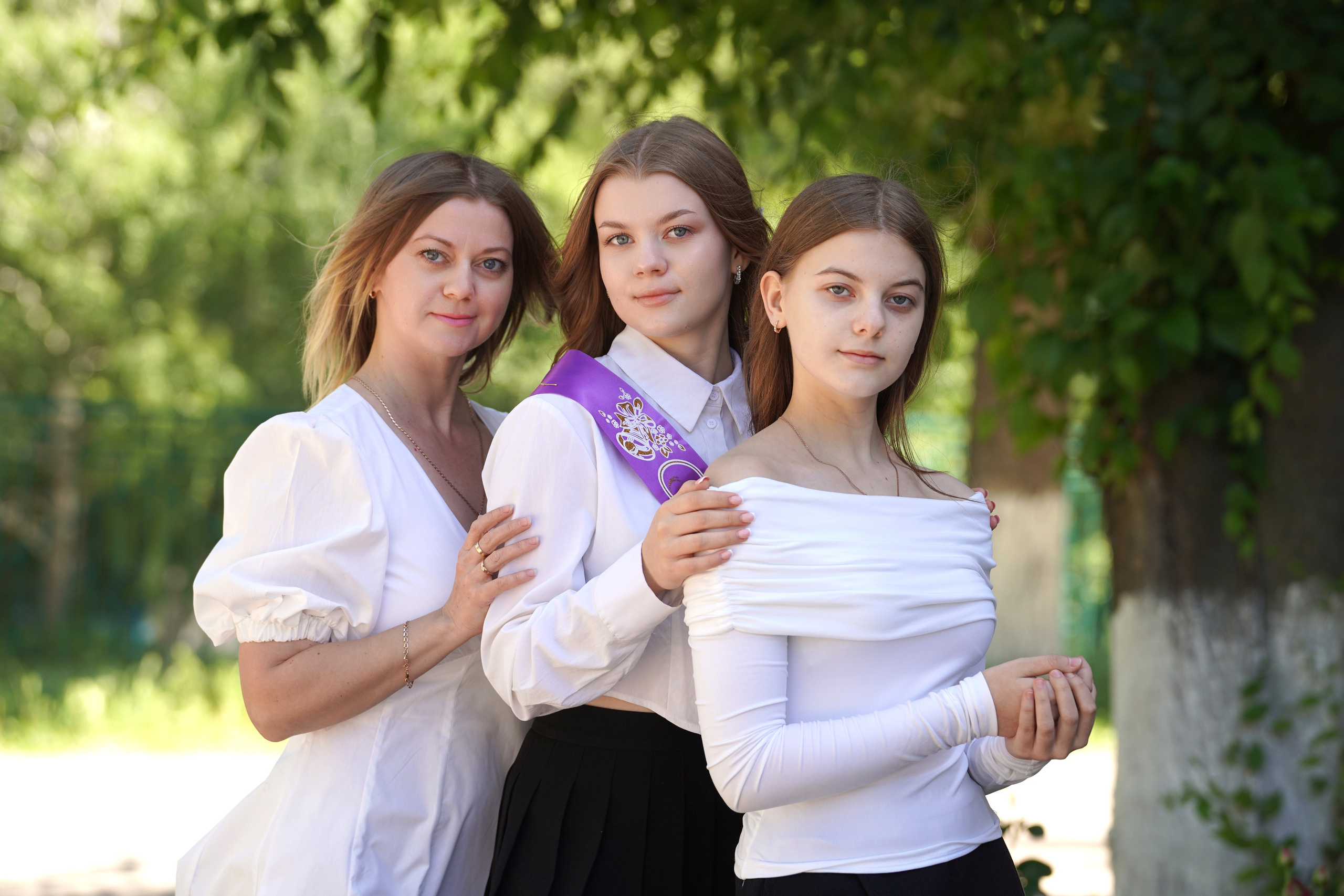 Последний звонок. MEMENTO.Выпускные альбомы, школьные, юбилейные и другие книги. Ростов-на-Дону