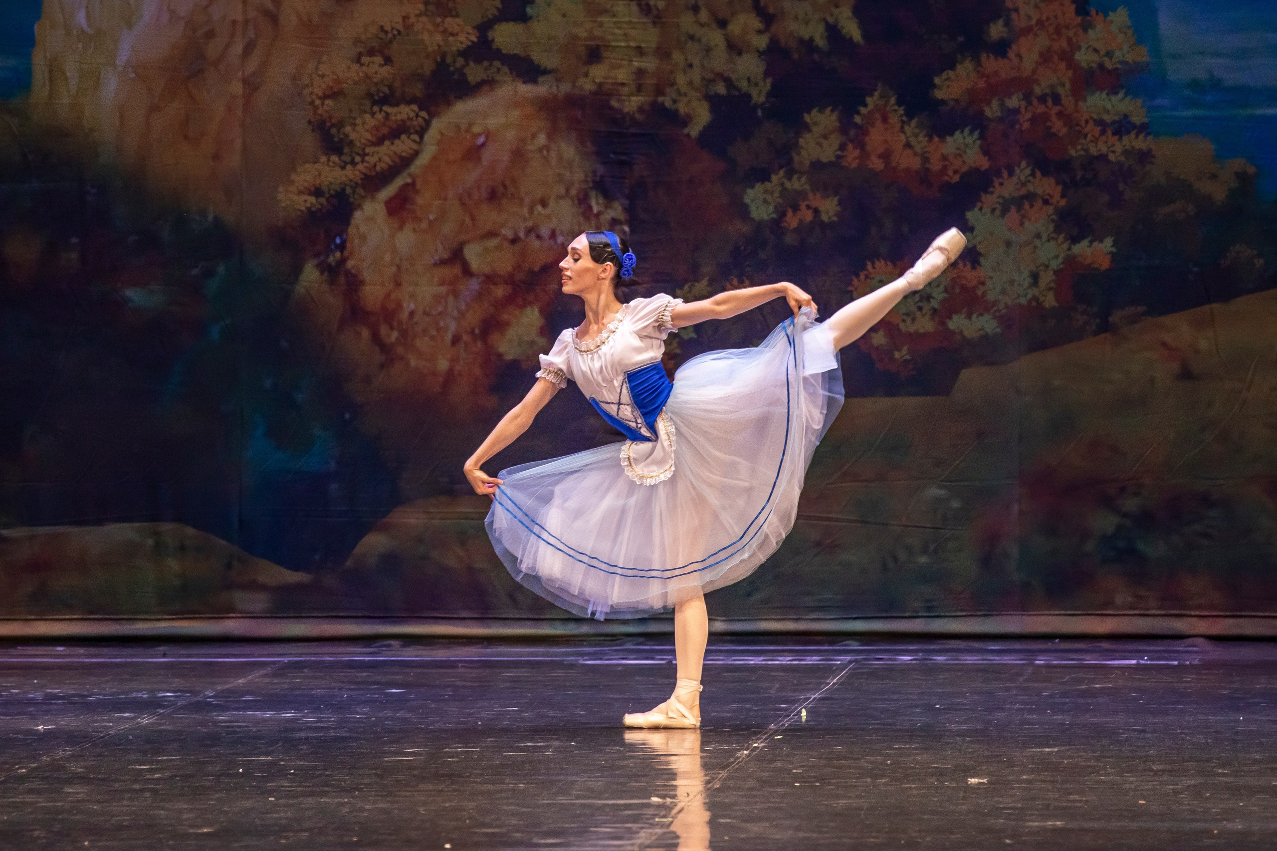 Жизель балет Марийского театра оперы и балета на сцене Зимнего театра. Фотограф в Сочи Юрий Шептаев