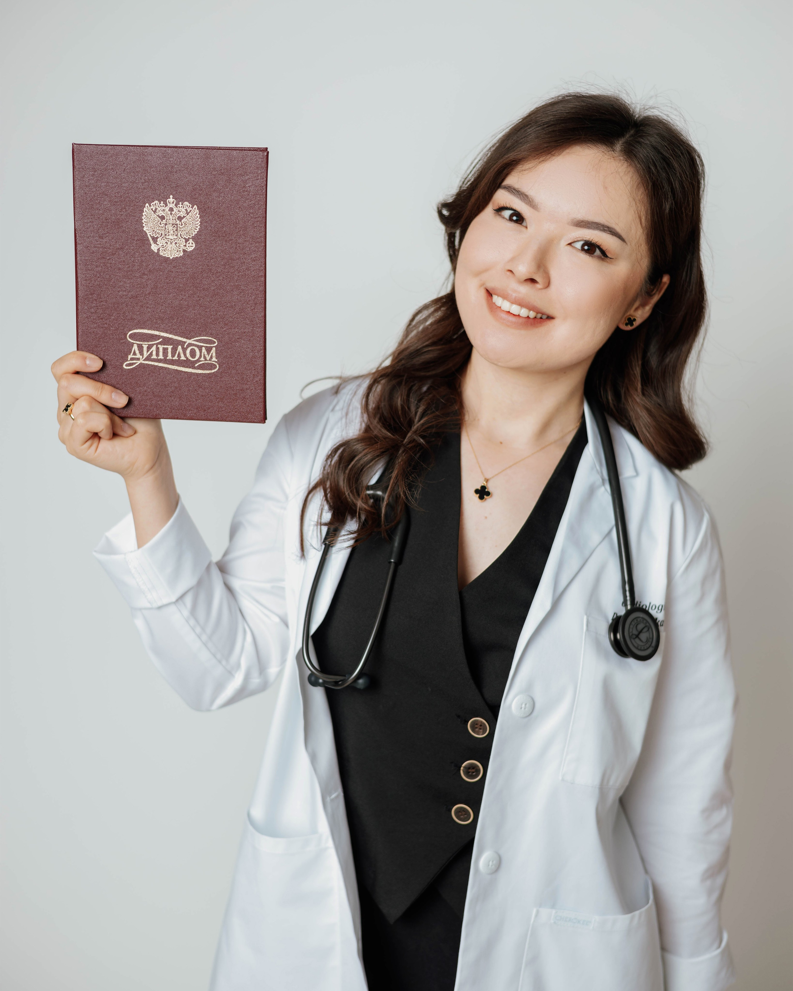 РНИМУ, врачи-ординаторы по специальности терапия, кардиология и функциональная диагностика. Индивидуальный фотограф в Москве