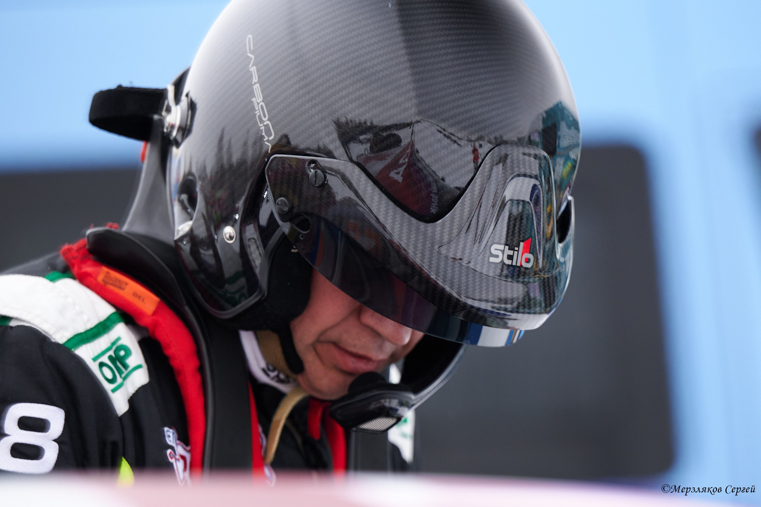 Трековые автогонки на льду Чемпионат России. Спортивный репортажный фотограф в Ижевске Сергей Мерзляков