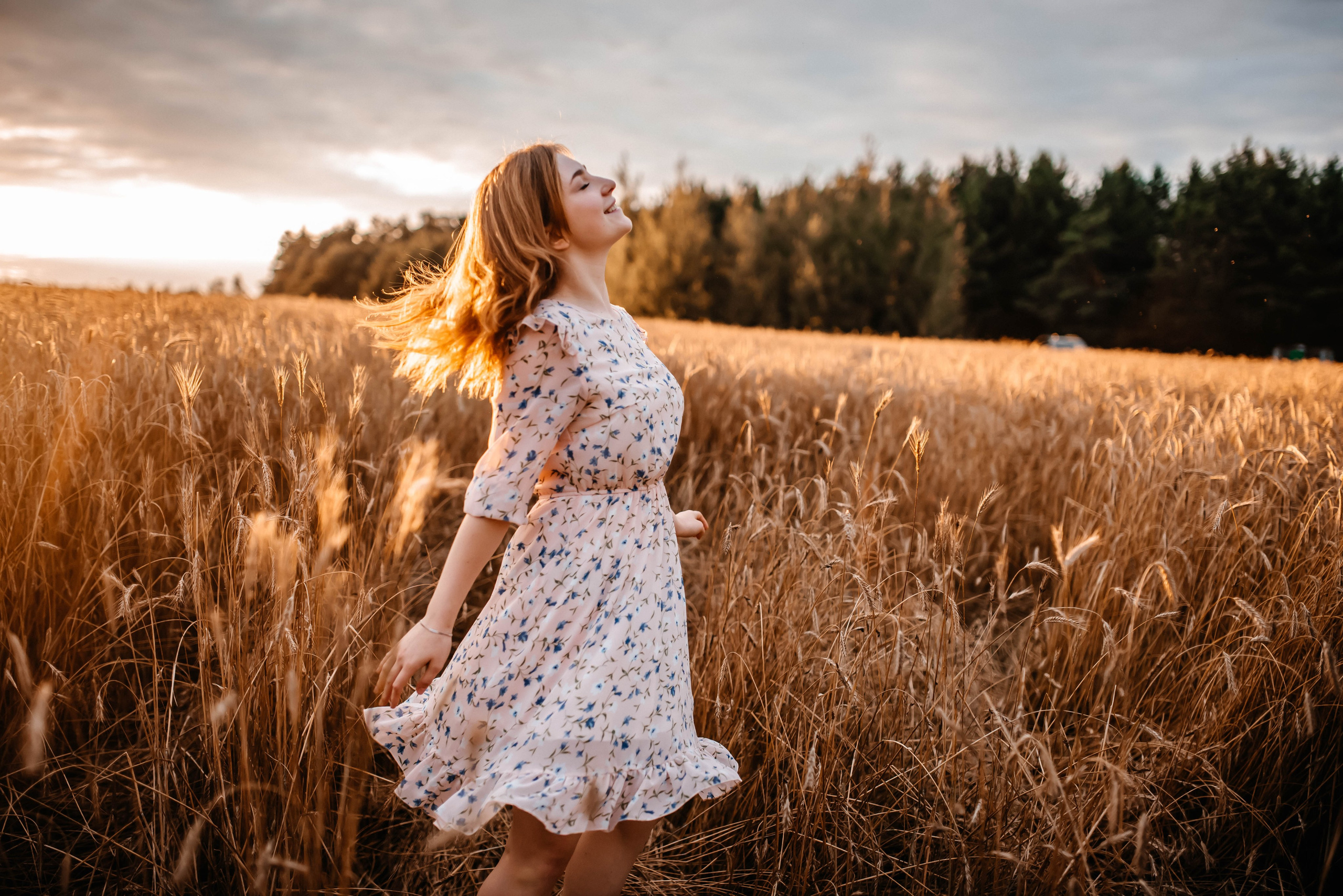 Маша, лето, закат. Главная