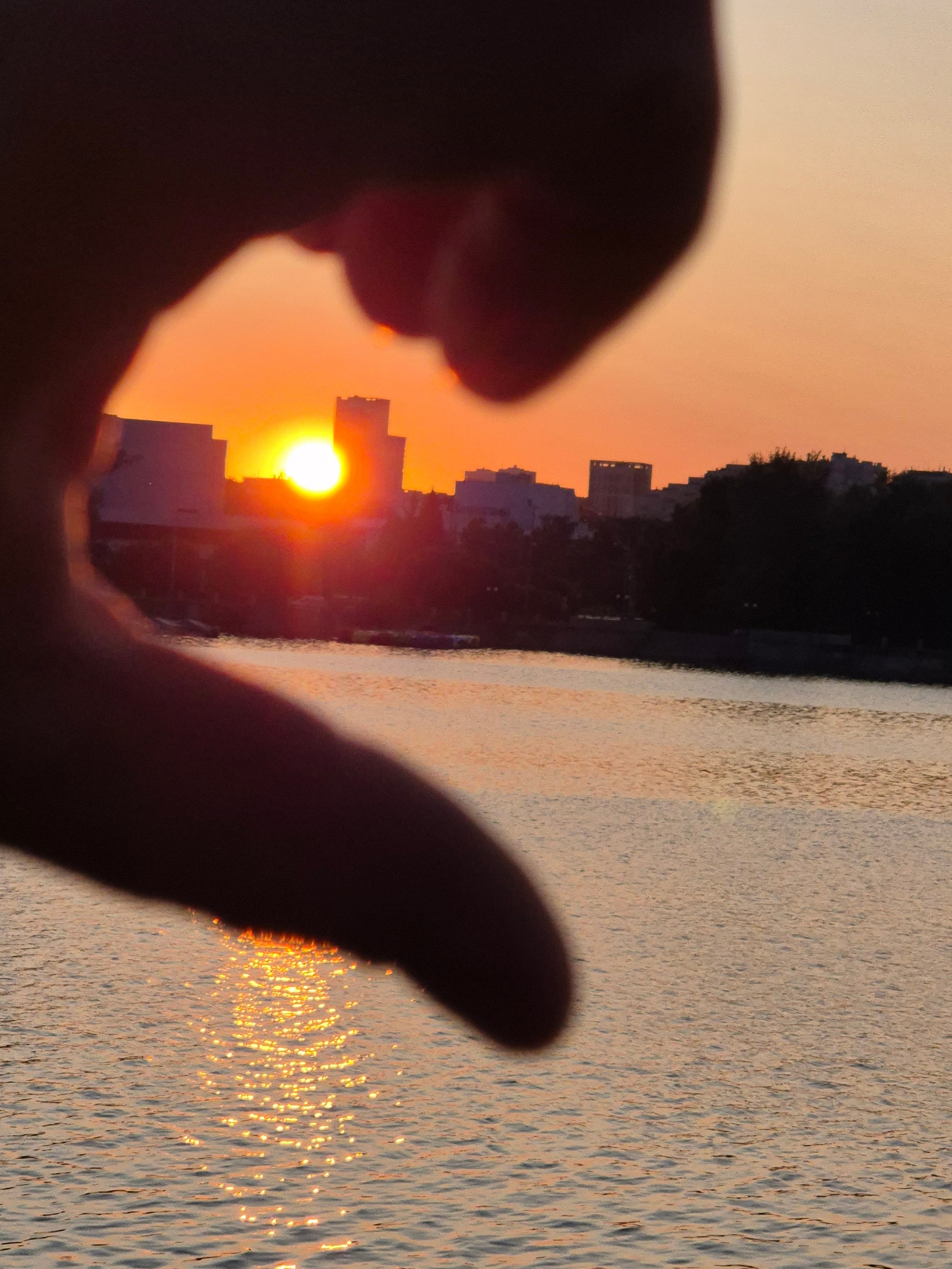 Спите? Вот вам солнышка!