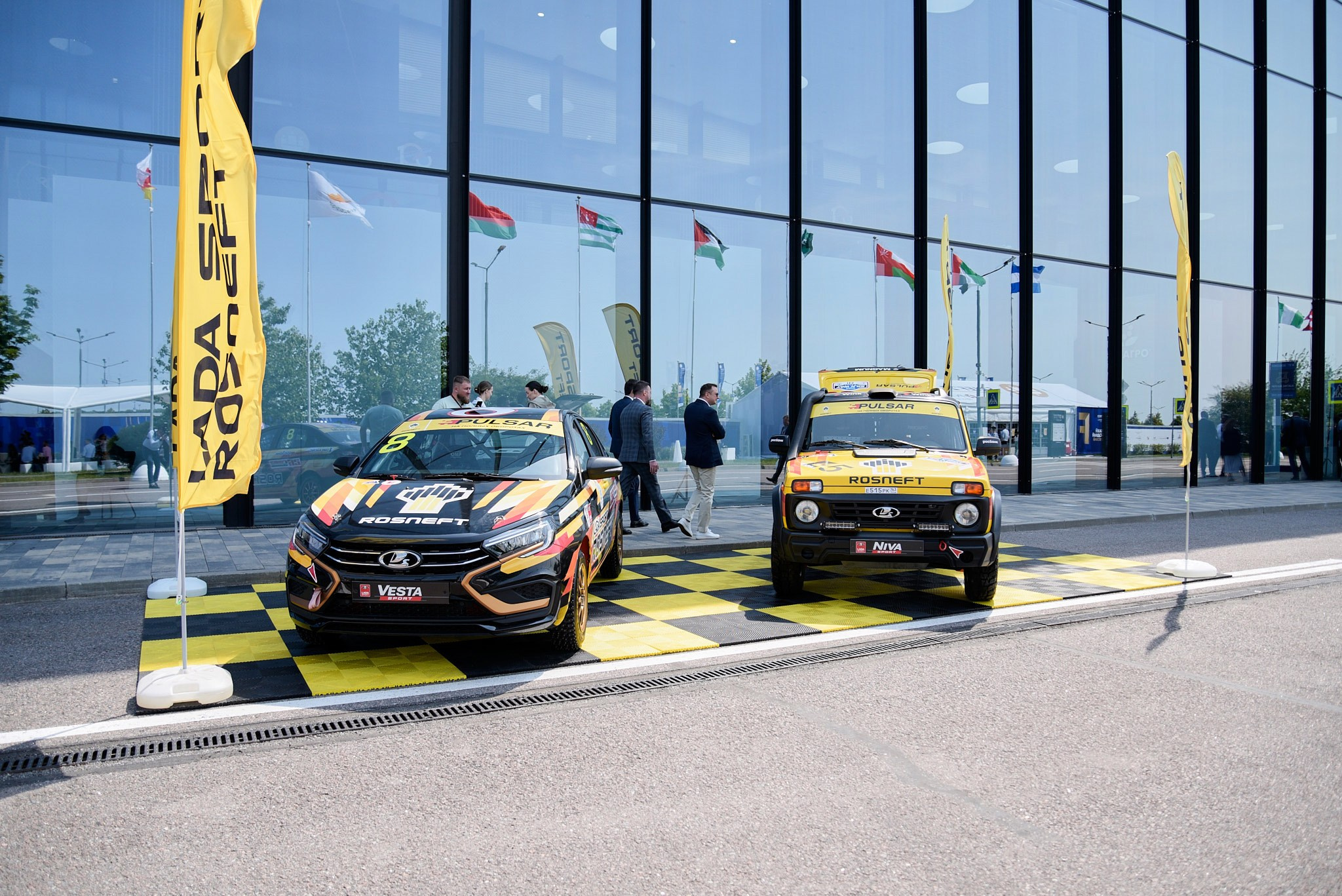 Пмэф 2023. Иван Ступа, репортажный фотограф в Санкт-Петербурге и Ленинградской области