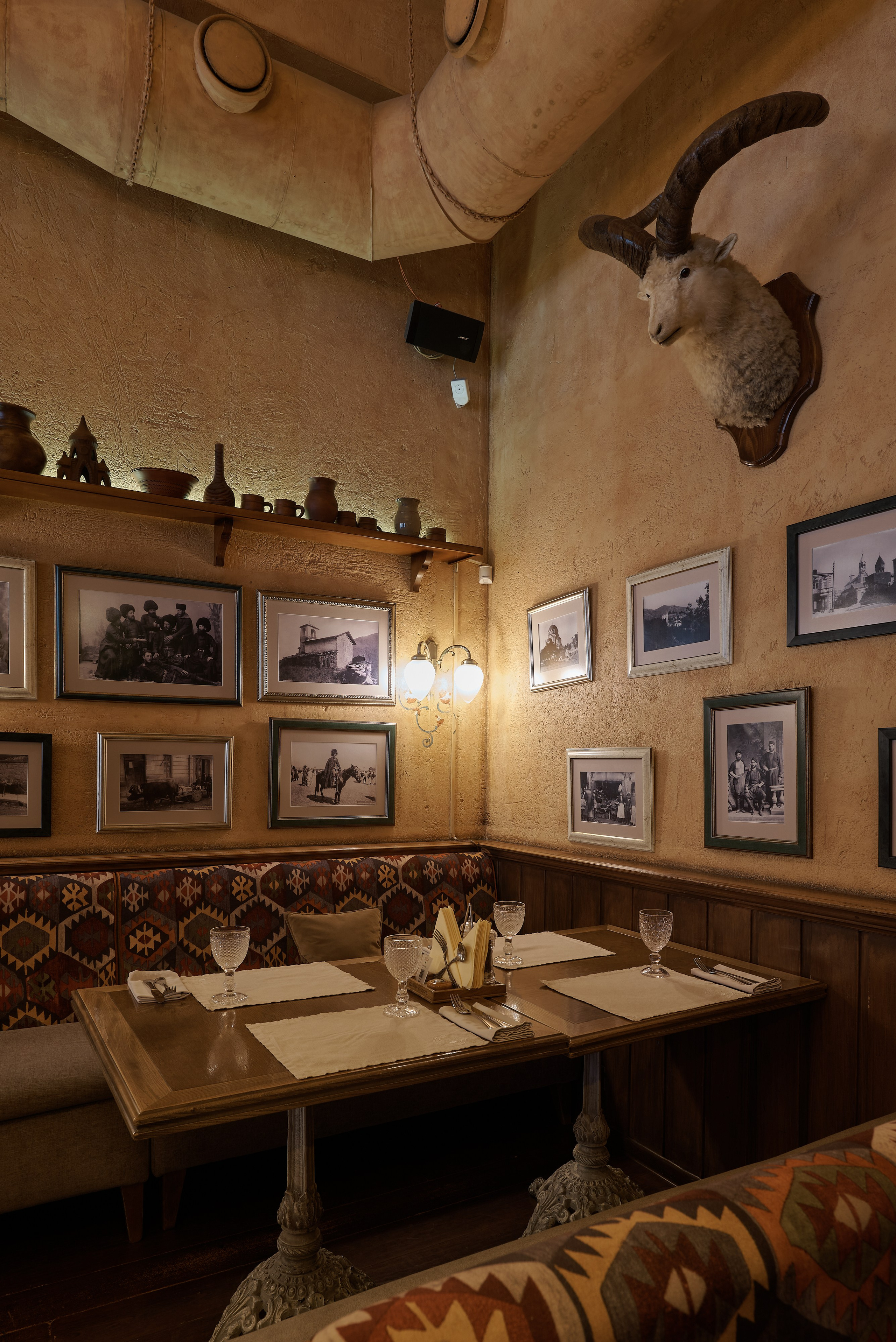 Хмели Сунели, Екатеринбург. Абросимов Лев интерьерный и архитектурный фотограф