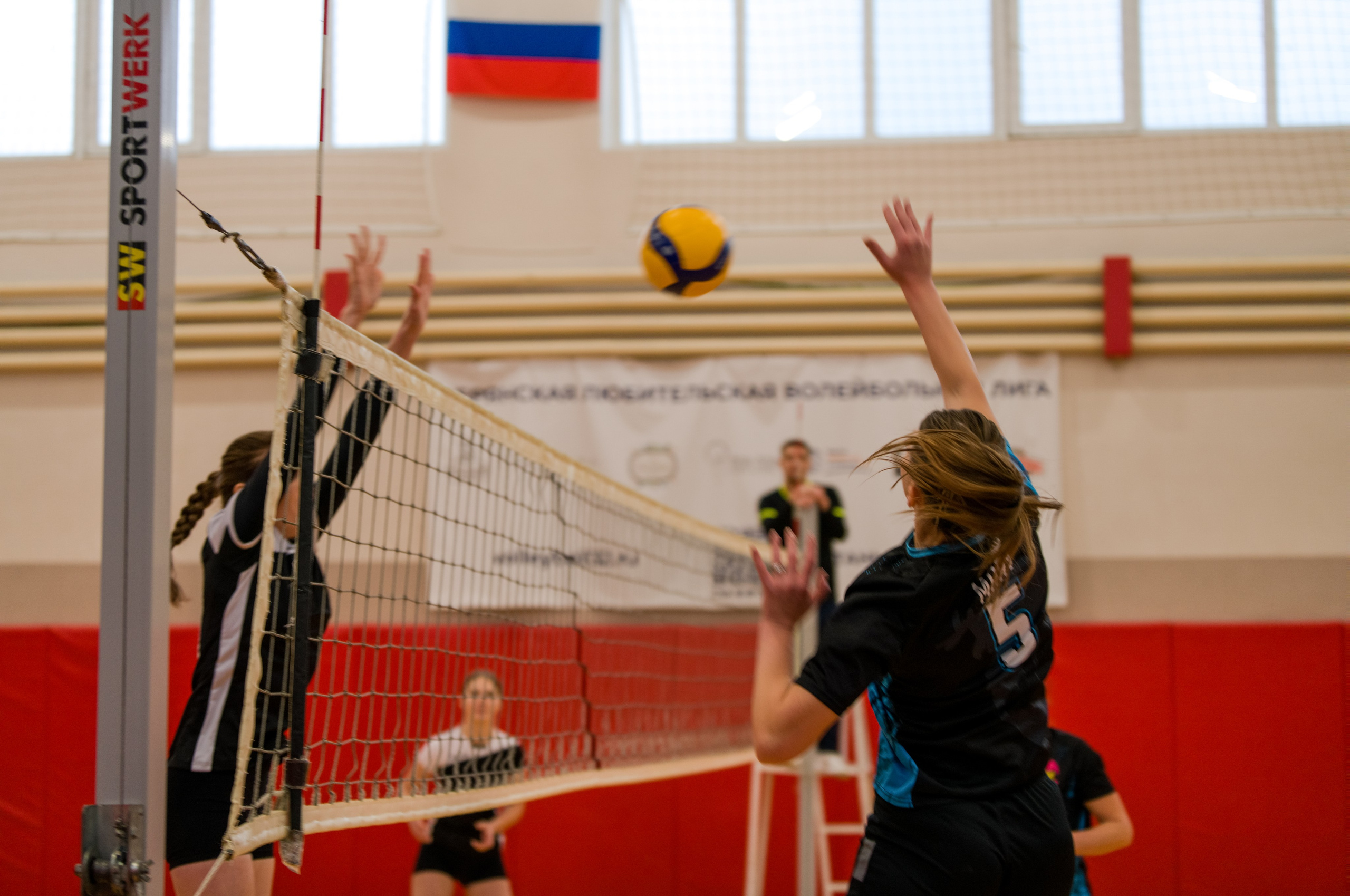 Репортажная съёмка волейбола в Брянске. Фотограф в Брянске — Анна Арутюнян