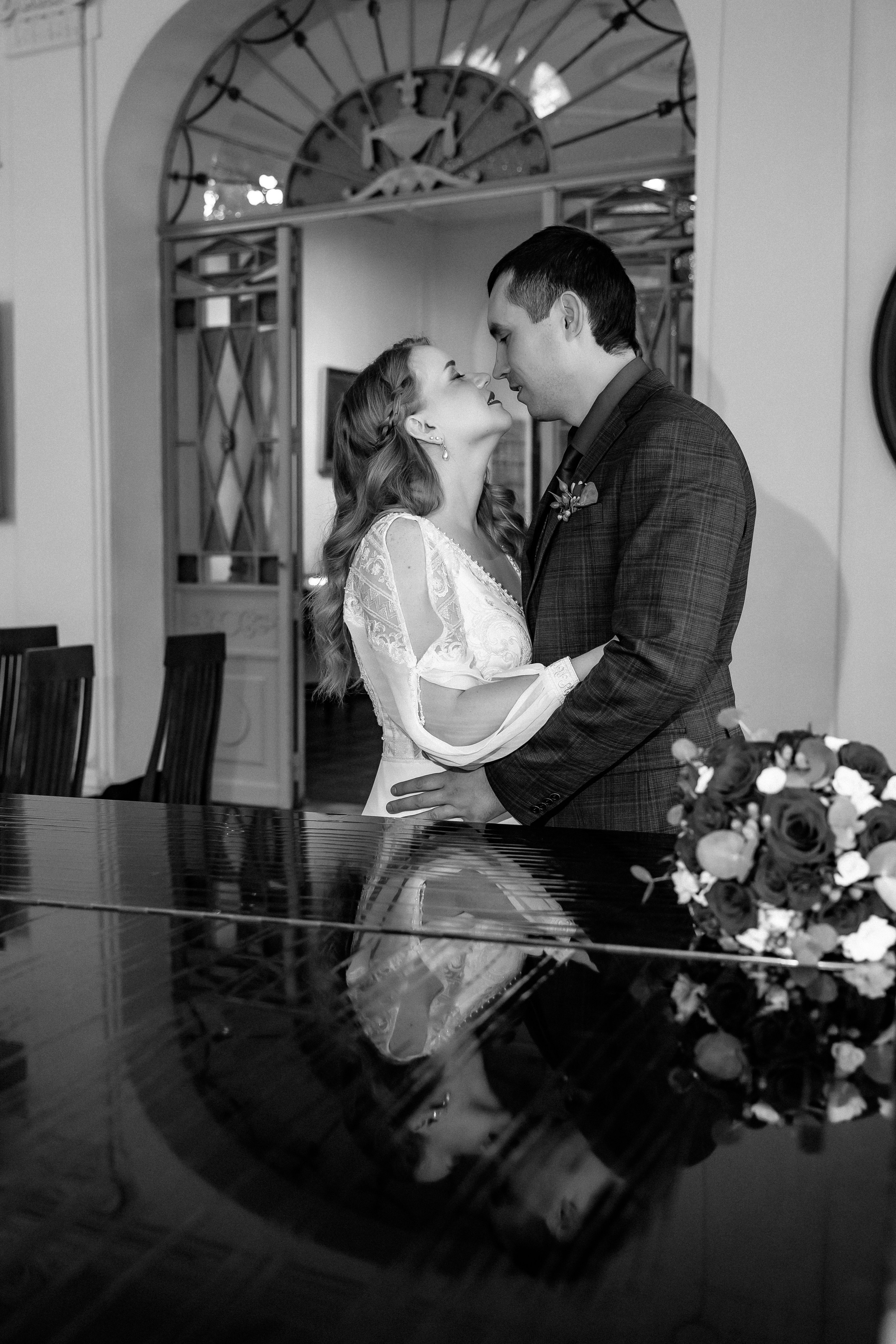 Свадебная фотосессия в Иваново и Москве. Свадебный фотограф в Иваново Гитарина Черняева