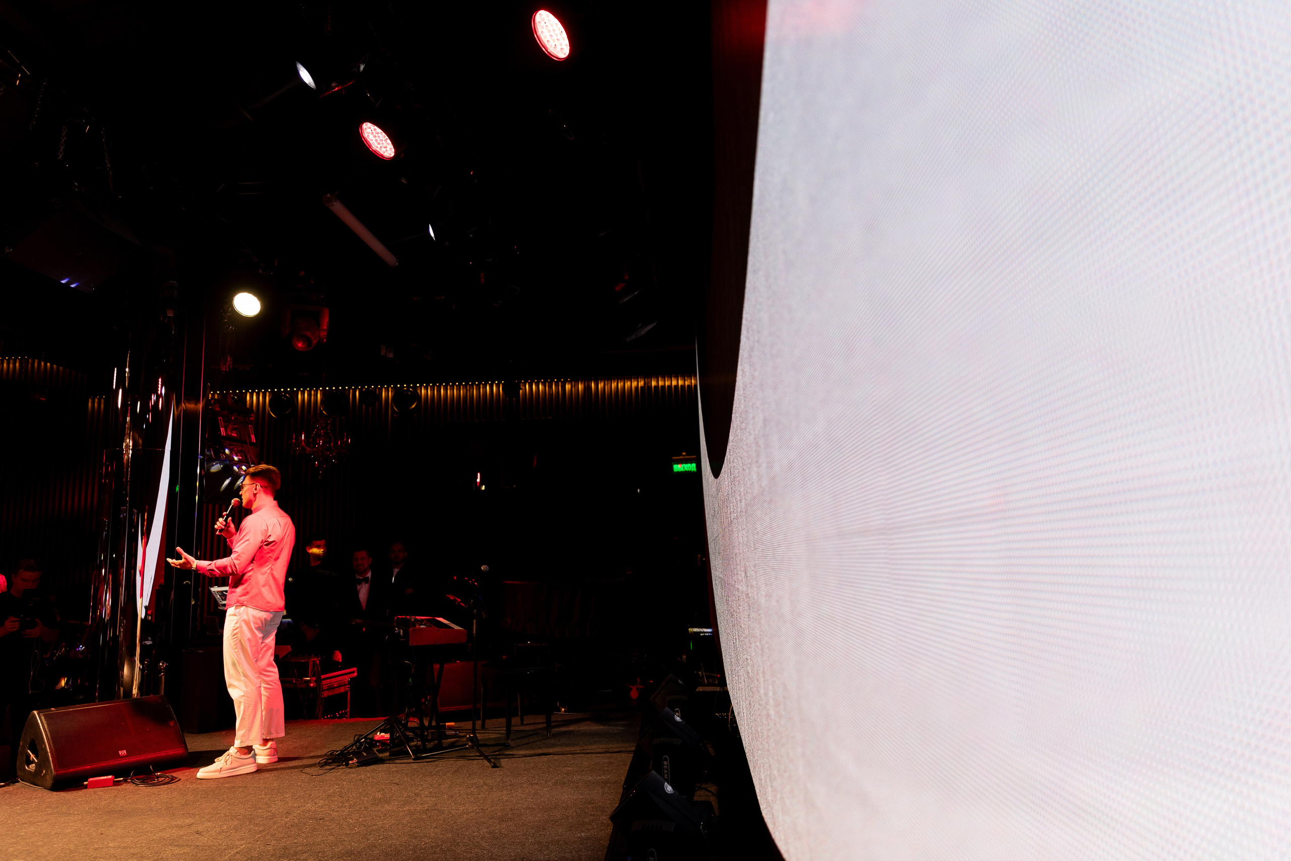 Белая полоса начинается. Душевный фотограф Ваших самых ярких событий Марина Погребняк