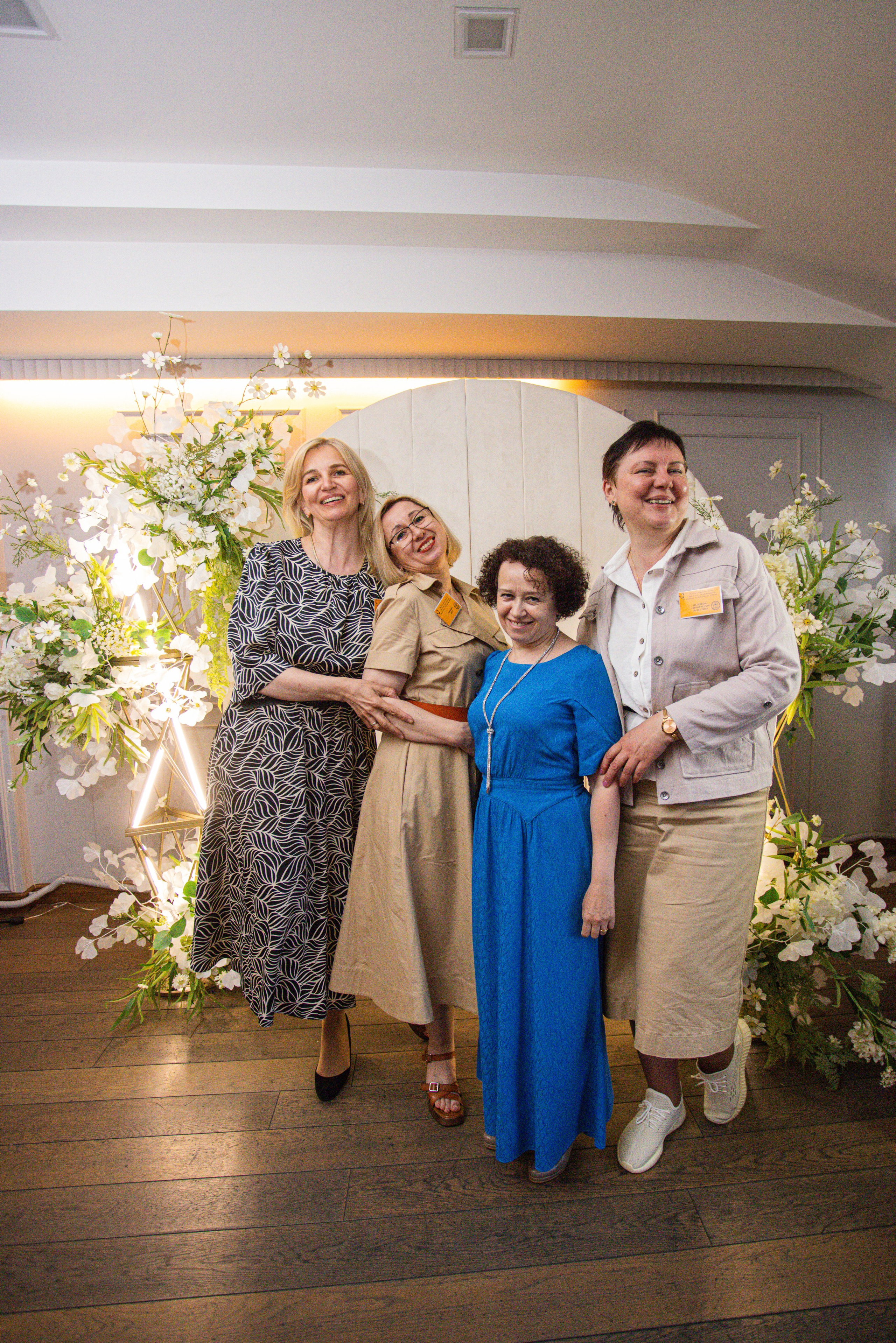 Встреча выпускников. Стоматологи СПб. Семейный фотограф в Вышнем Волочке — Ульяна Иванова | Фотосессии для всей семьи