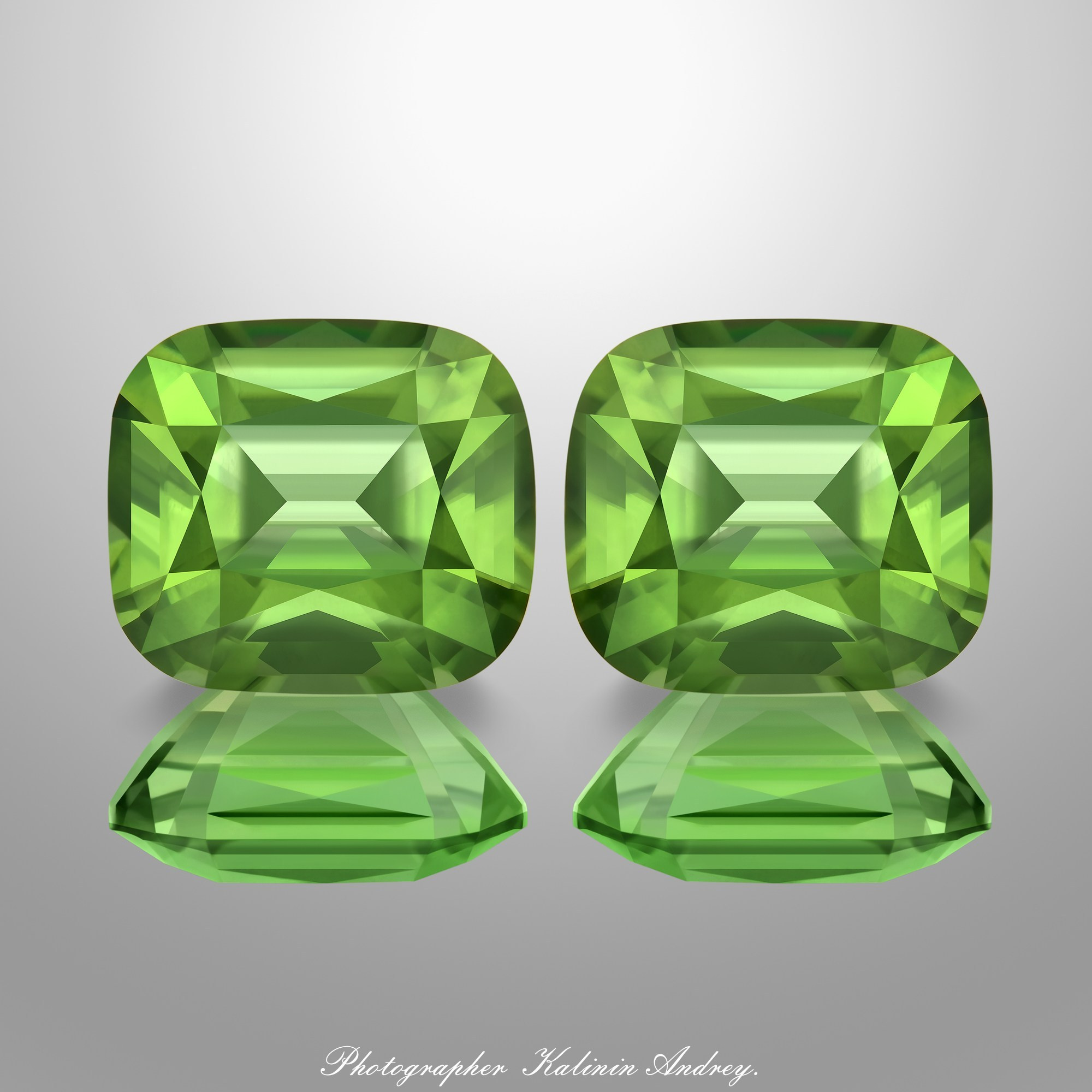 Фотографии в большом разрешении драгоценных камней на продажу купить тел +79 660 031 307. Высококачественная профессиональная рекламная фотосъёмка ювелирных украшений, драгоценных камней в Москве. Обучение, консультация