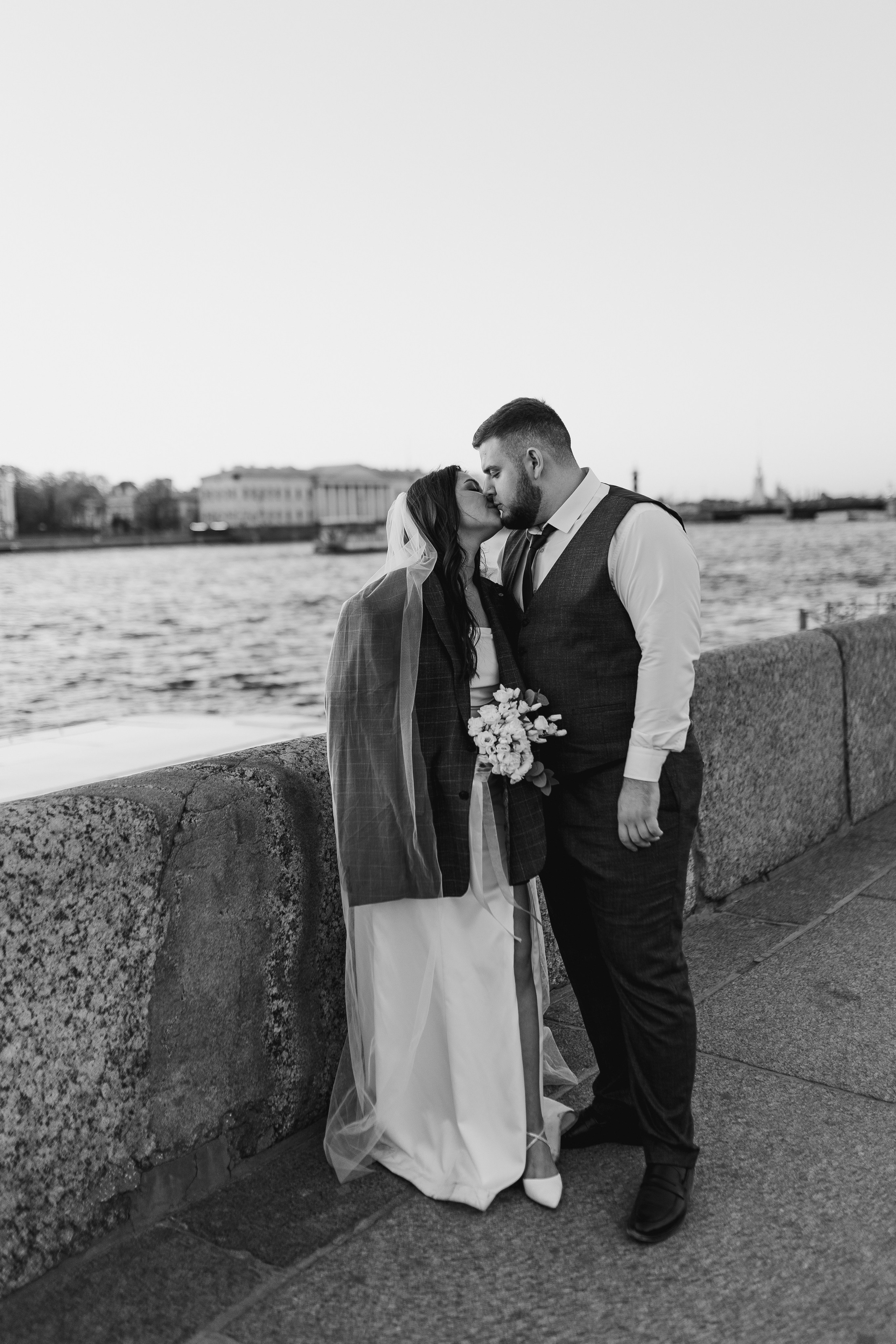 Артем и Регина | Дворец бракосочетания 1. Свадебный и love story фотограф в Санкт-Петербурге