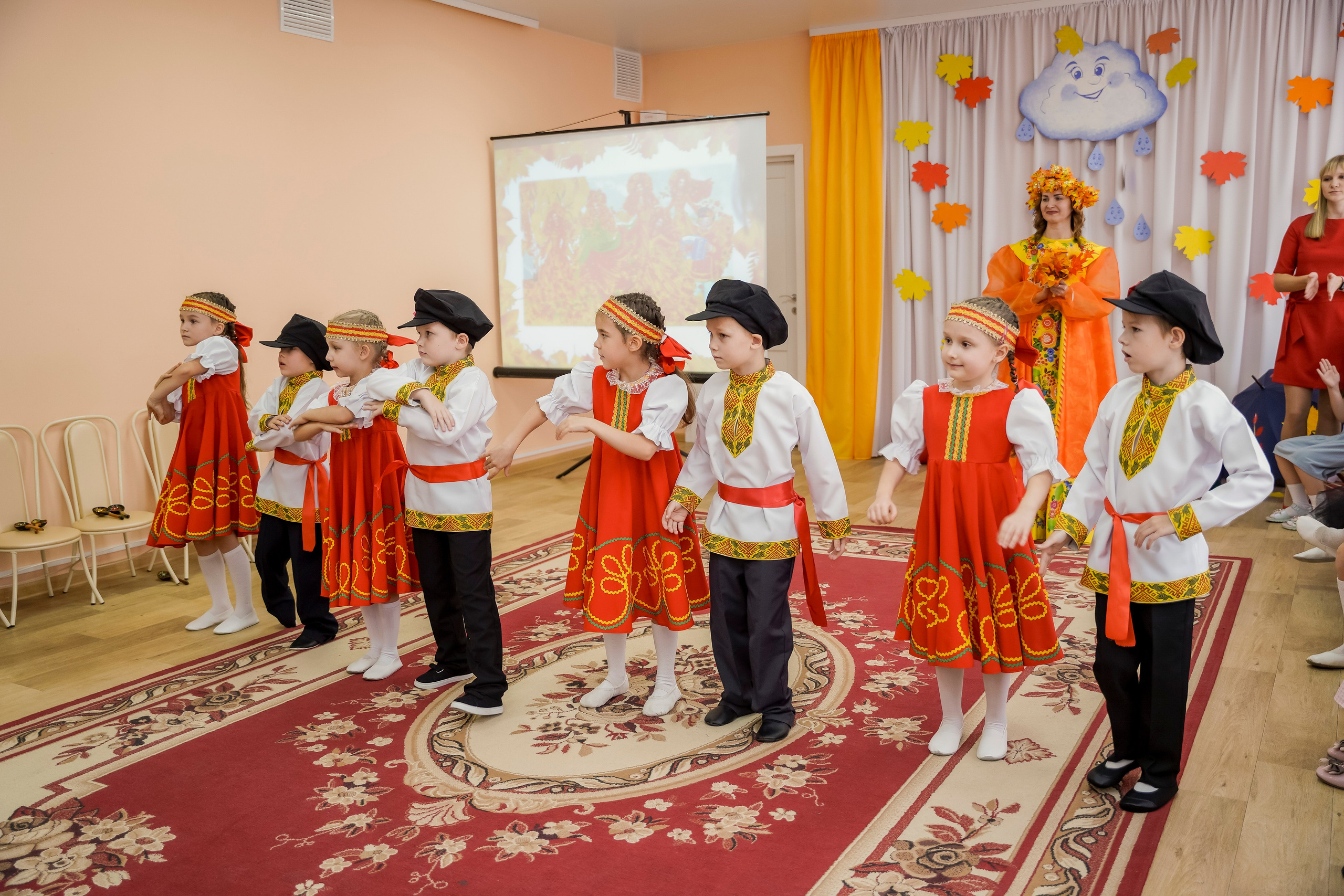 Еще осень. Геннадий Войтов — контент под любые задачи