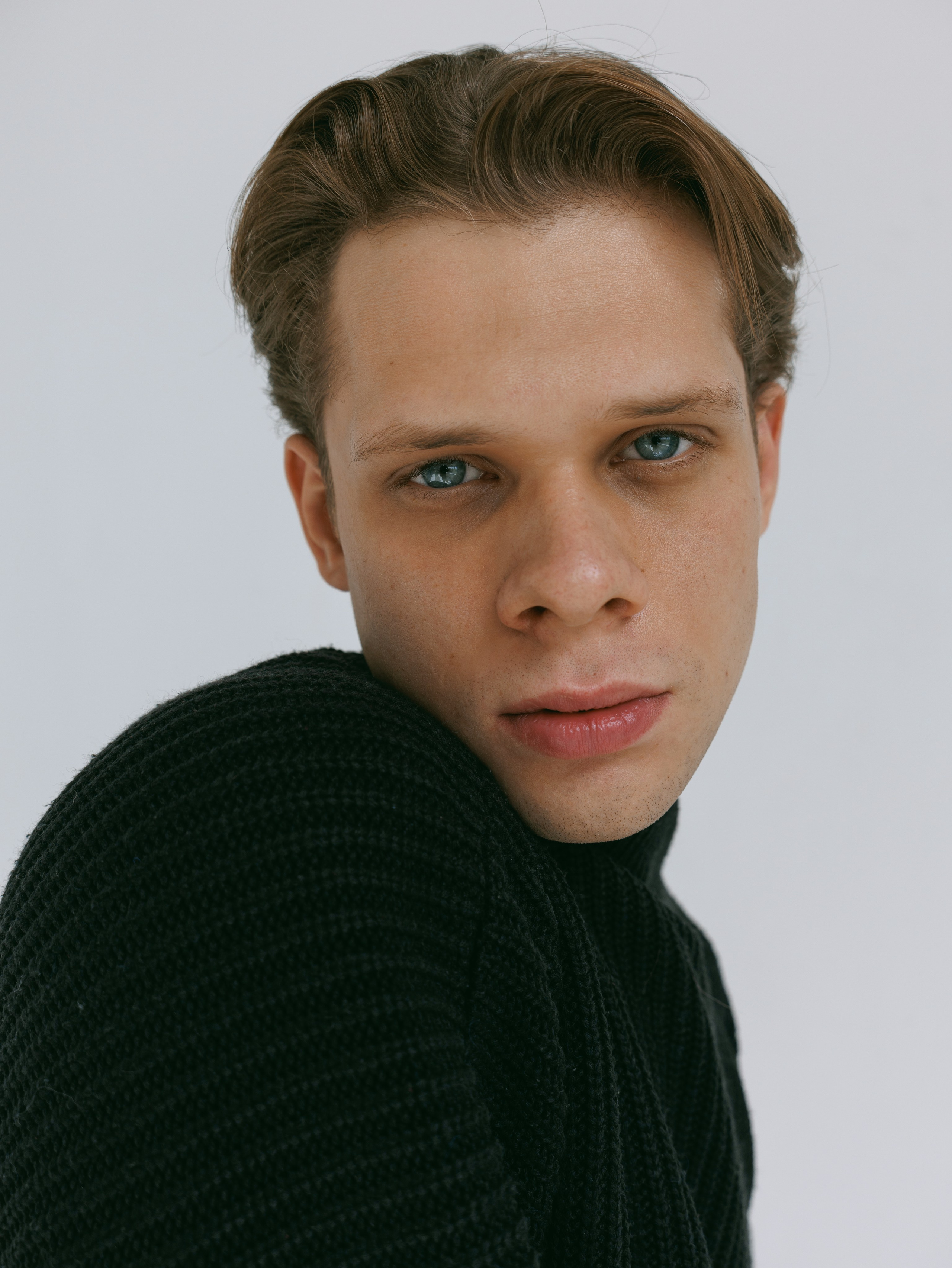 МУЖСКОЙ ПОРТРЕТ. Портретный фотограф в Москве — Янка Шемшурова