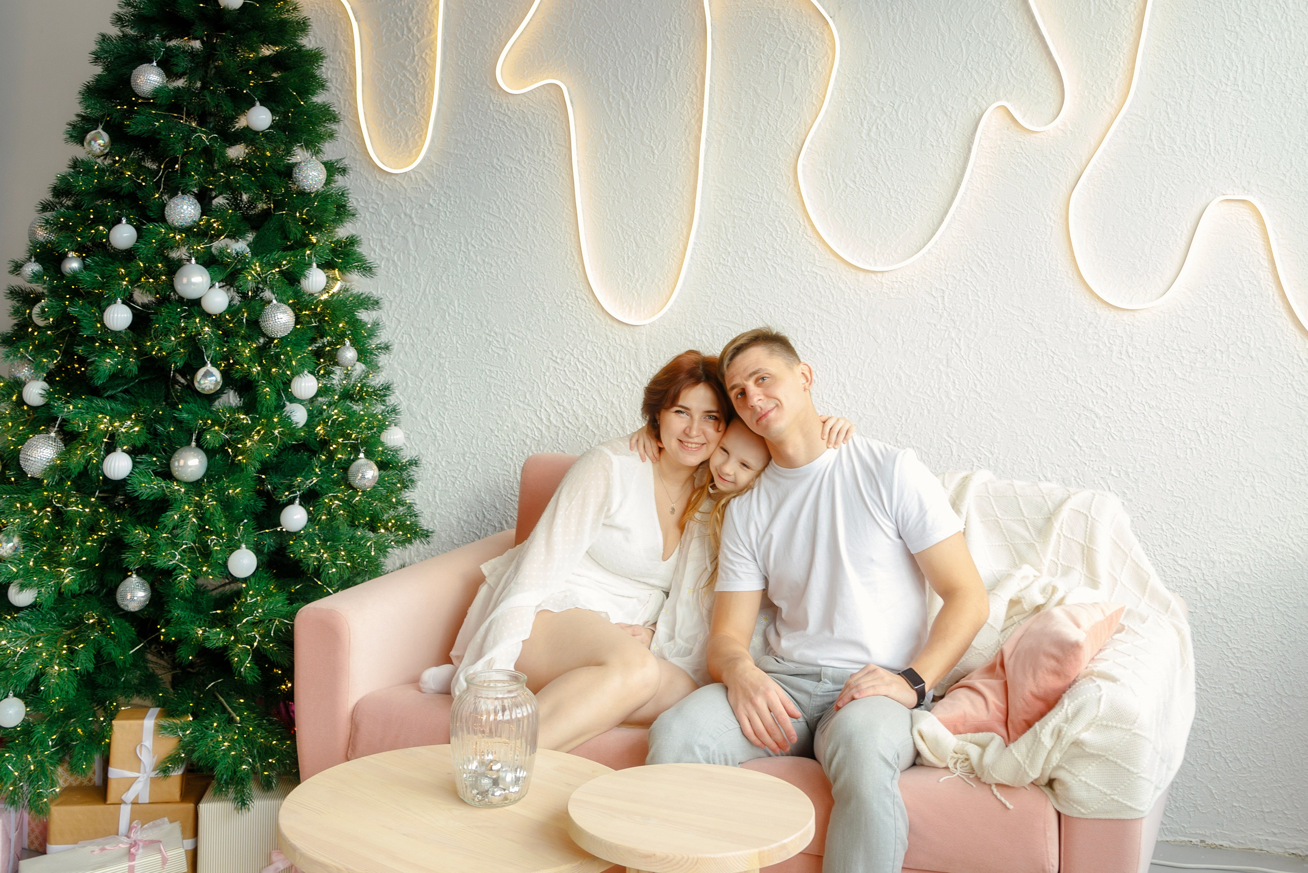 Семейная фотостудия. Семейный, свадебный и детский фотограф в Новосибирске Ольга Хидченко