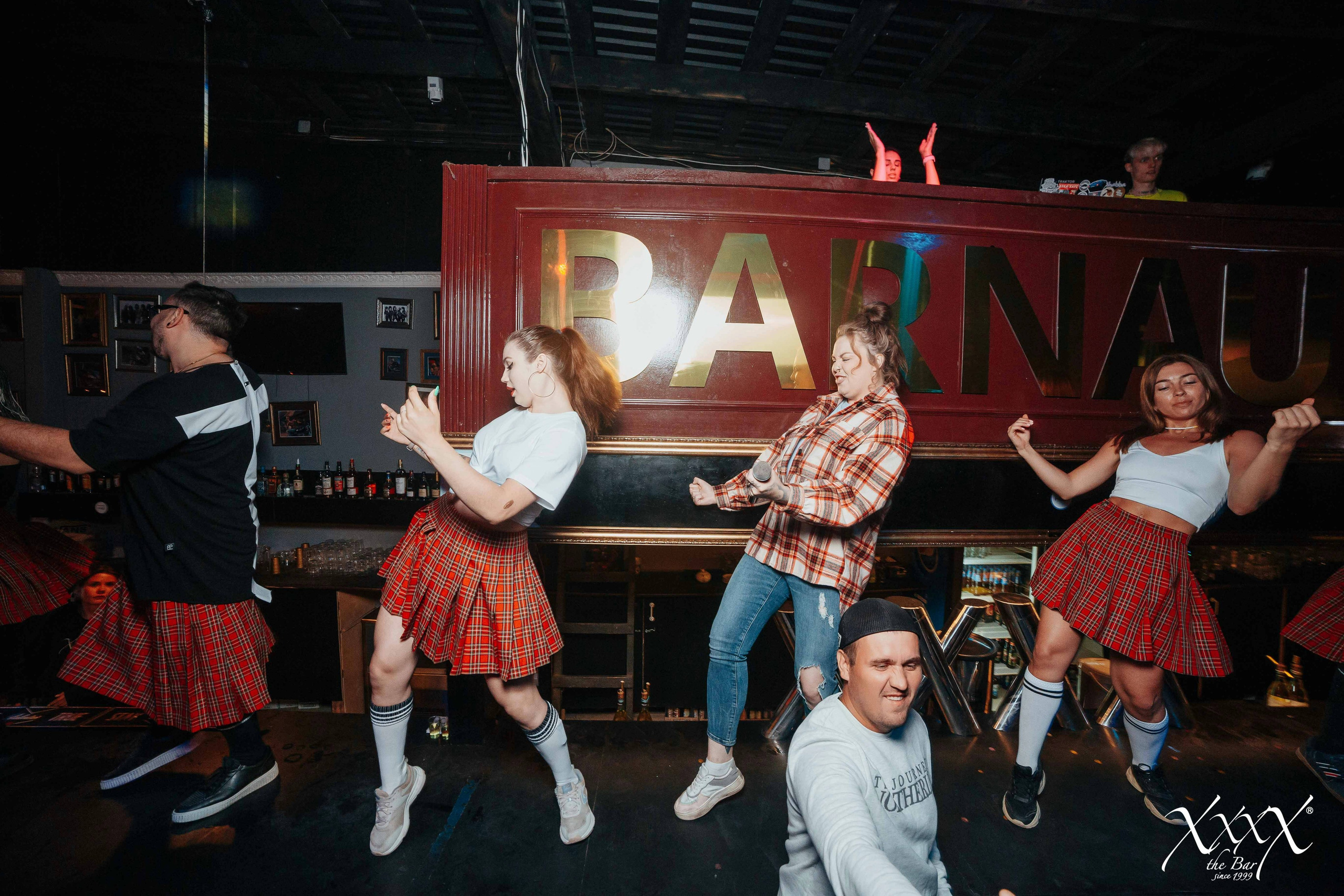 The bar XXXX. Репортажный (Event) фотограф в Барнауле | Даниил Маркин | Качество и вайб