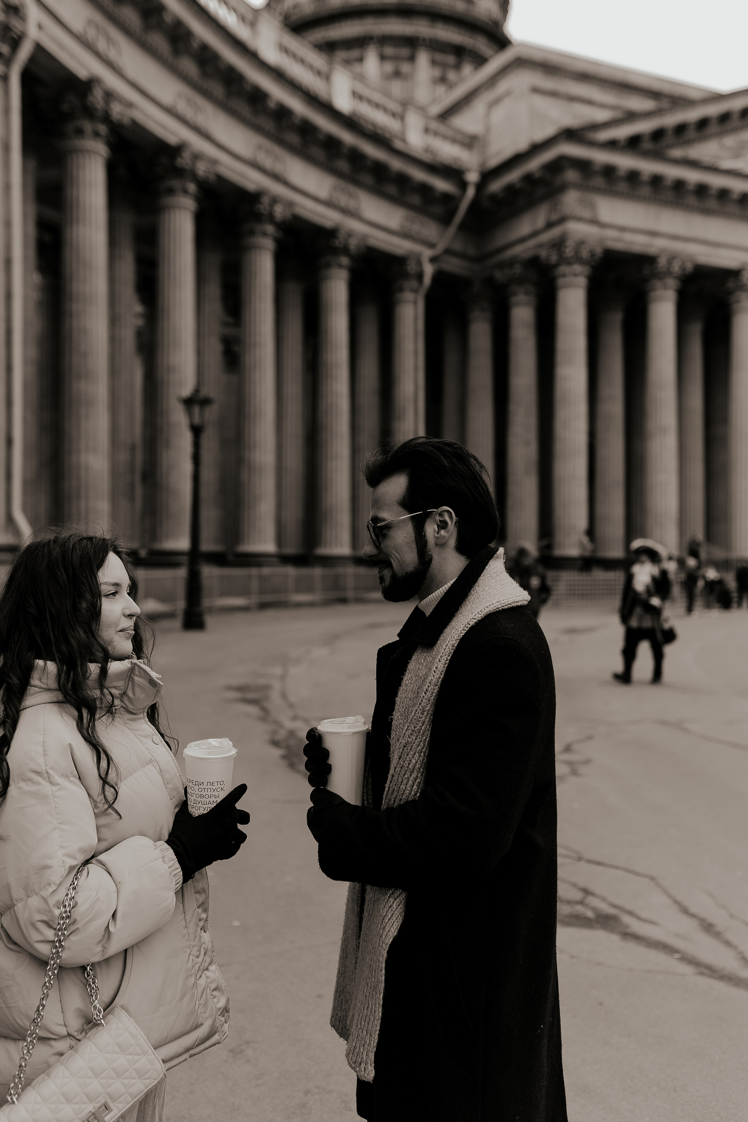 Фотопрогулка по весеннему Петербургу для двоих. Фотограф в Санкт-Петербурге Лиза Семченкова