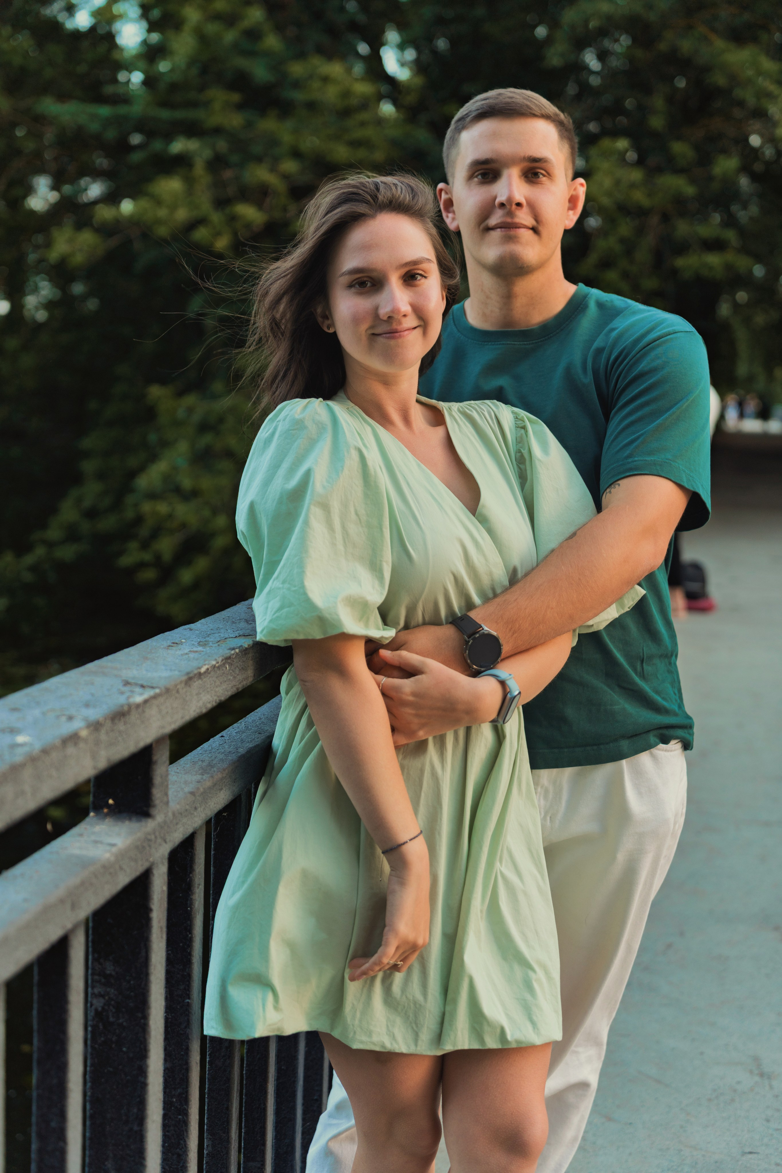 Love Story в вечернем лесу. Портретный фотограф в Москве Фарид Леонов