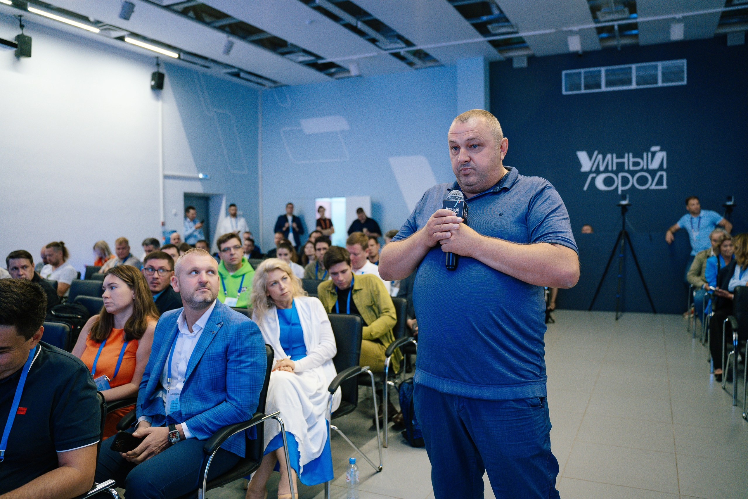 Репортажной фотосъемки на конференции на ВДНХ павильон Умный город