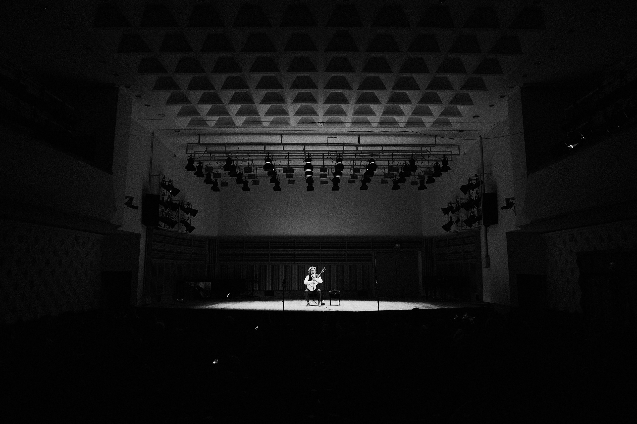 Гитарный концерт Романа Зорькина. Goncharov Tim